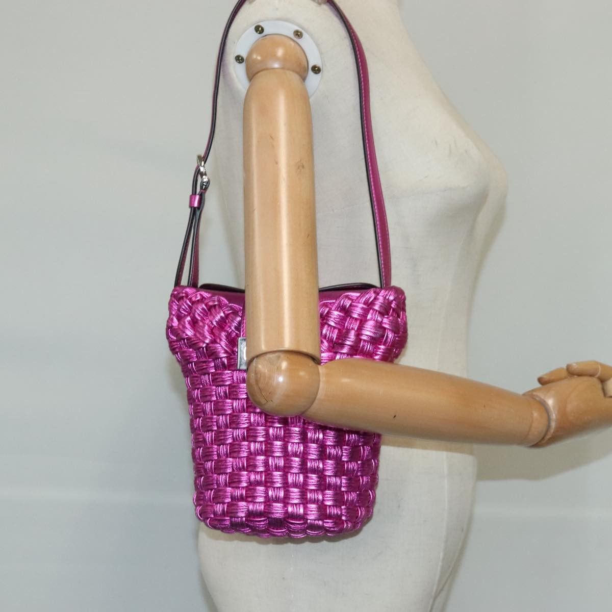 Salvatore Ferragamo Gancini Purple Leather Shoulder Bag (Pre-Owned) Size ONE SIZE - 12 Thumbnail