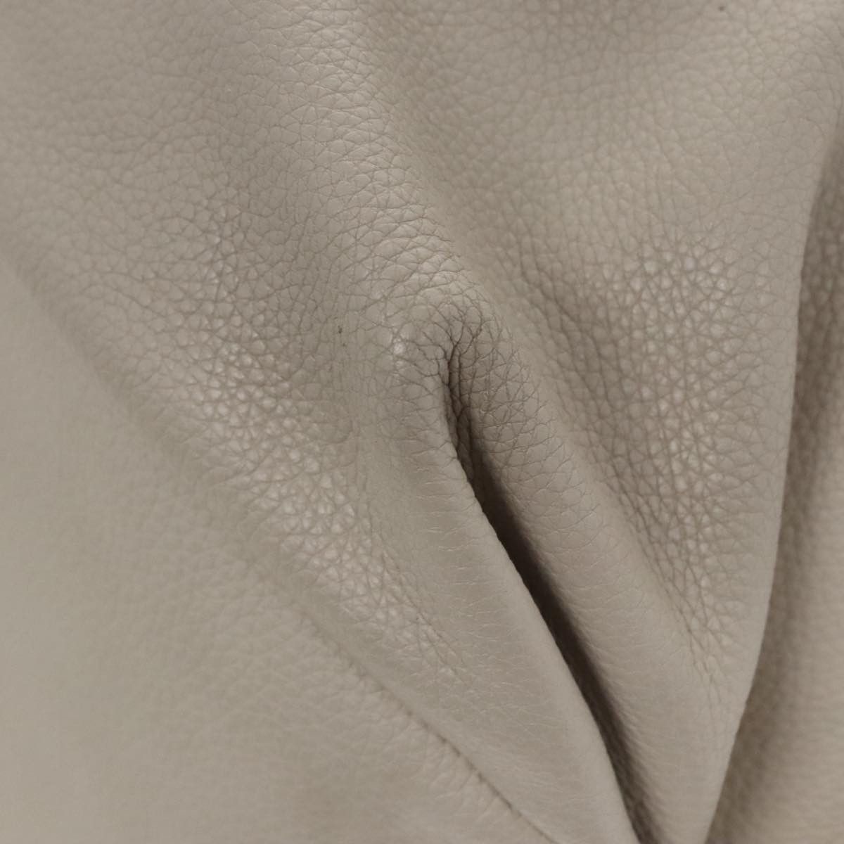 Bally White Leather Handbag (Pre-Owned) Size ONE SIZE - 17 Thumbnail