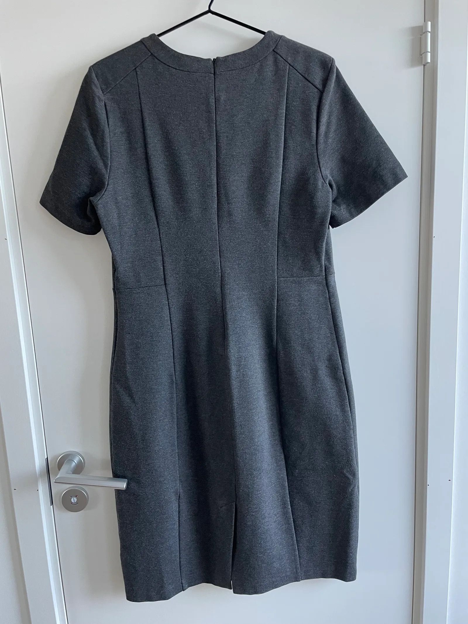 Tommy Hilfiger Tommy Hilfiger Dress Size M / US 6-8 / IT 42-44 - 4 Thumbnail
