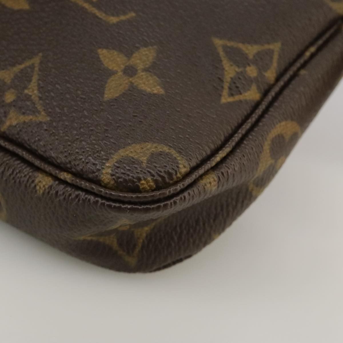 Louis Vuitton Louis Vuitton Pochette Accessoire clutch Size ONE SIZE - 8 Thumbnail
