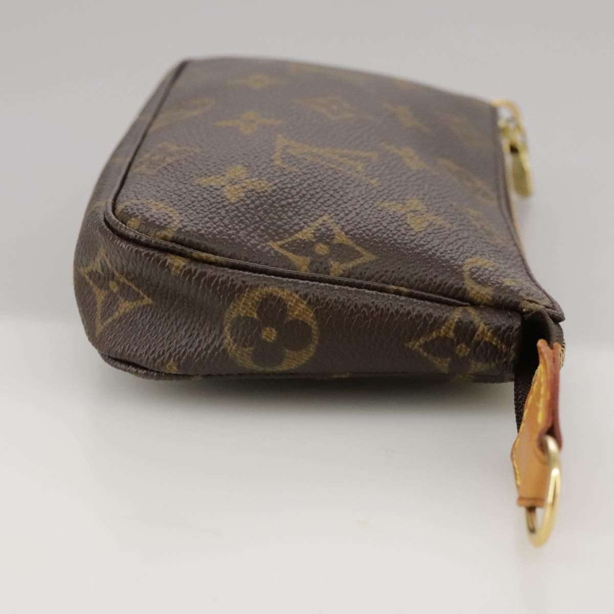 Louis Vuitton Louis Vuitton Pochette Accessoire clutch Size ONE SIZE - 4 Thumbnail