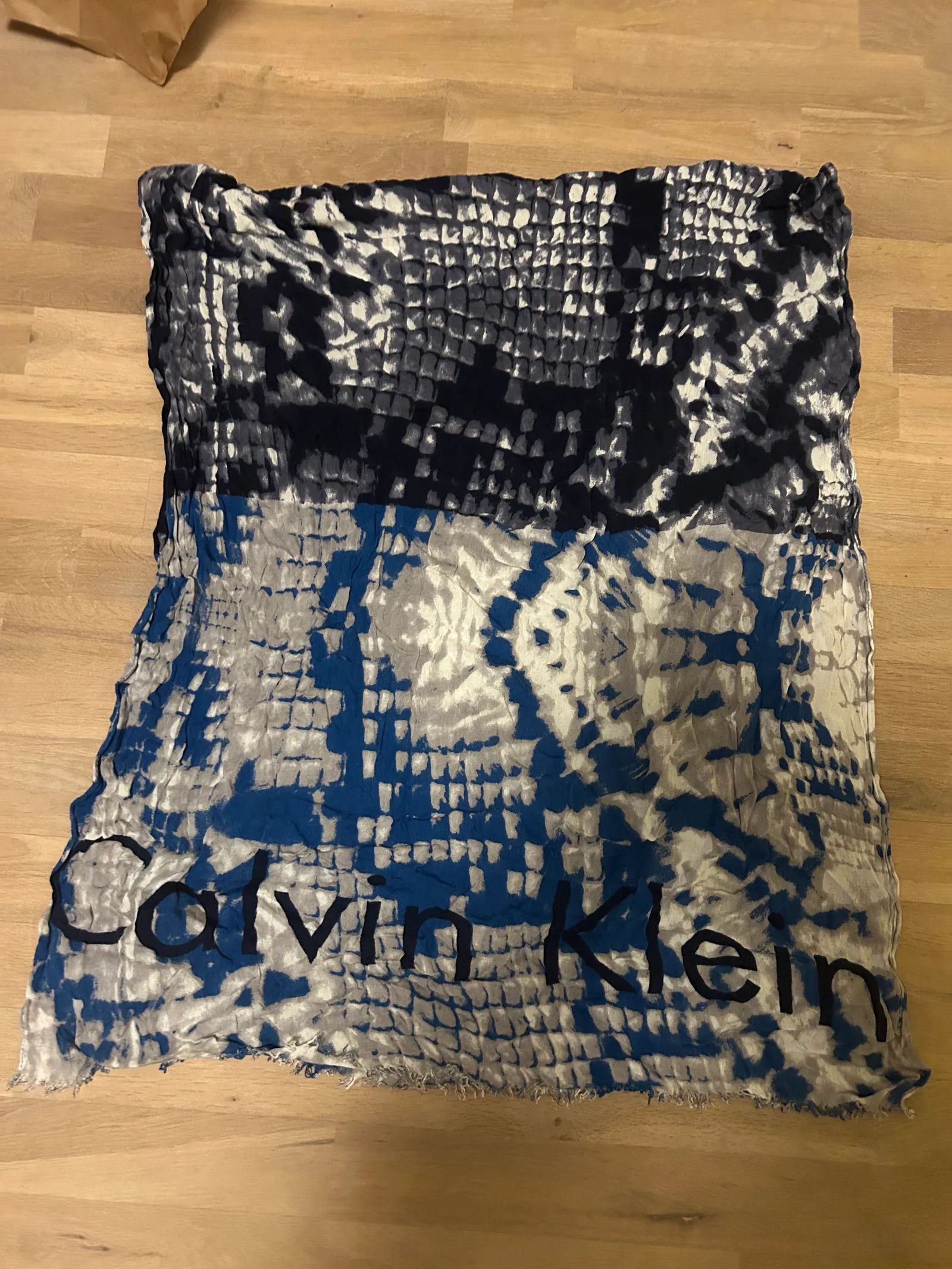 Calvin Klein Calvin Klein Scarf Size ONE SIZE - 3 Thumbnail