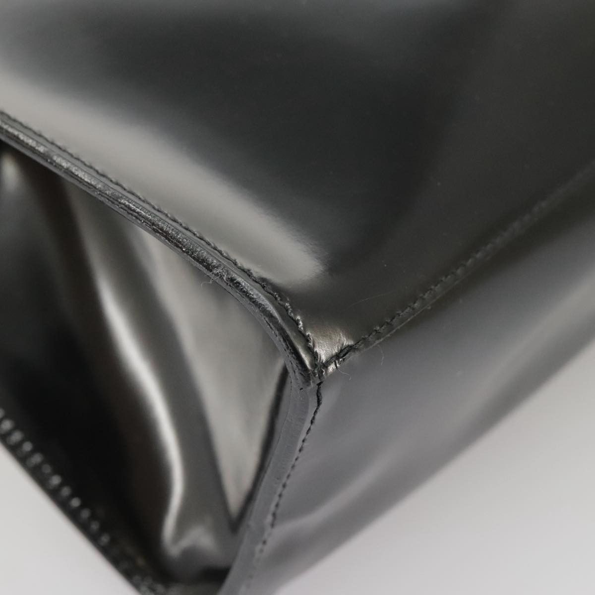 Salvatore Ferragamo Wanda Black Patent Leather Handbag (Pre-Owned) Size ONE SIZE - 10 Thumbnail