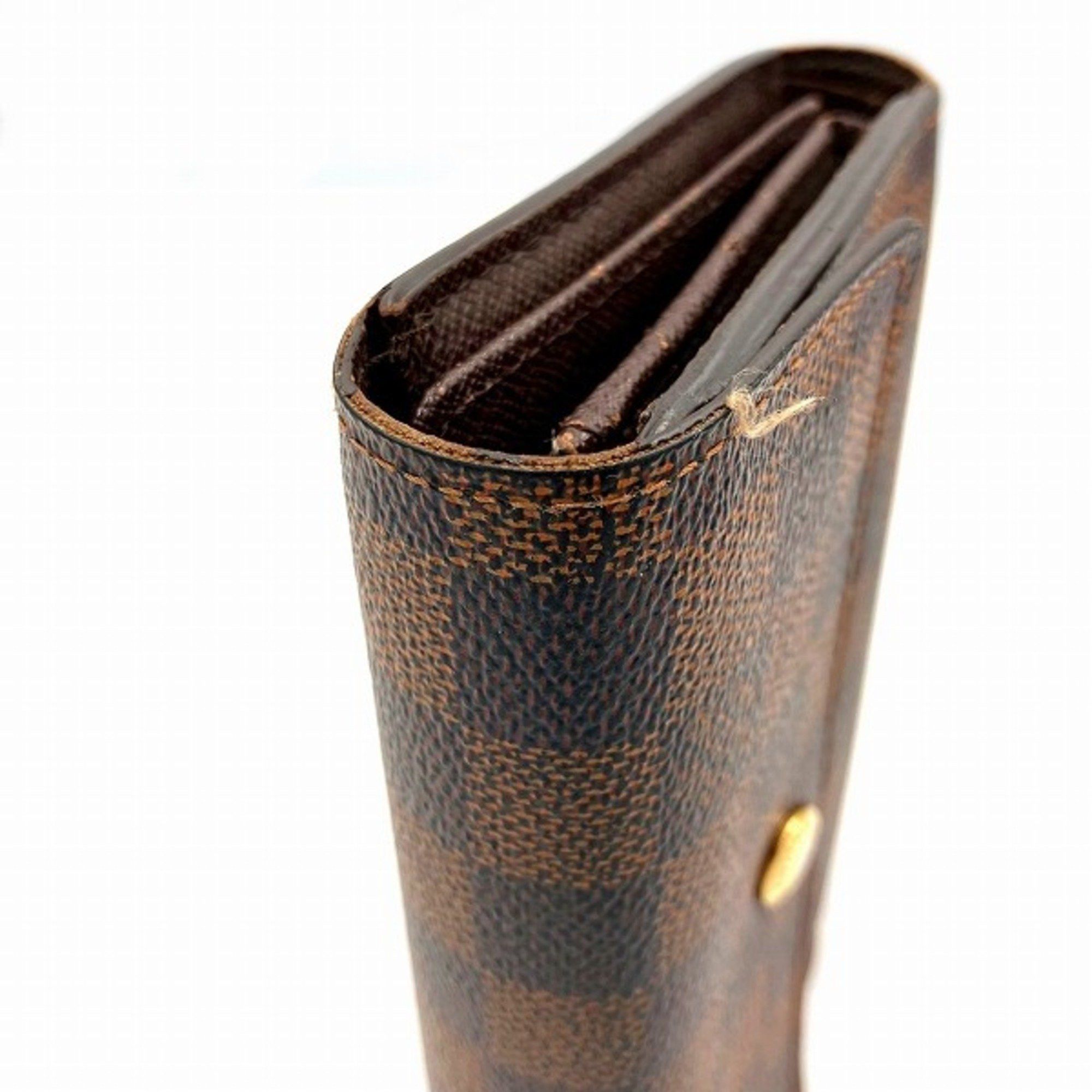 Louis Vuitton Alexandra wallet