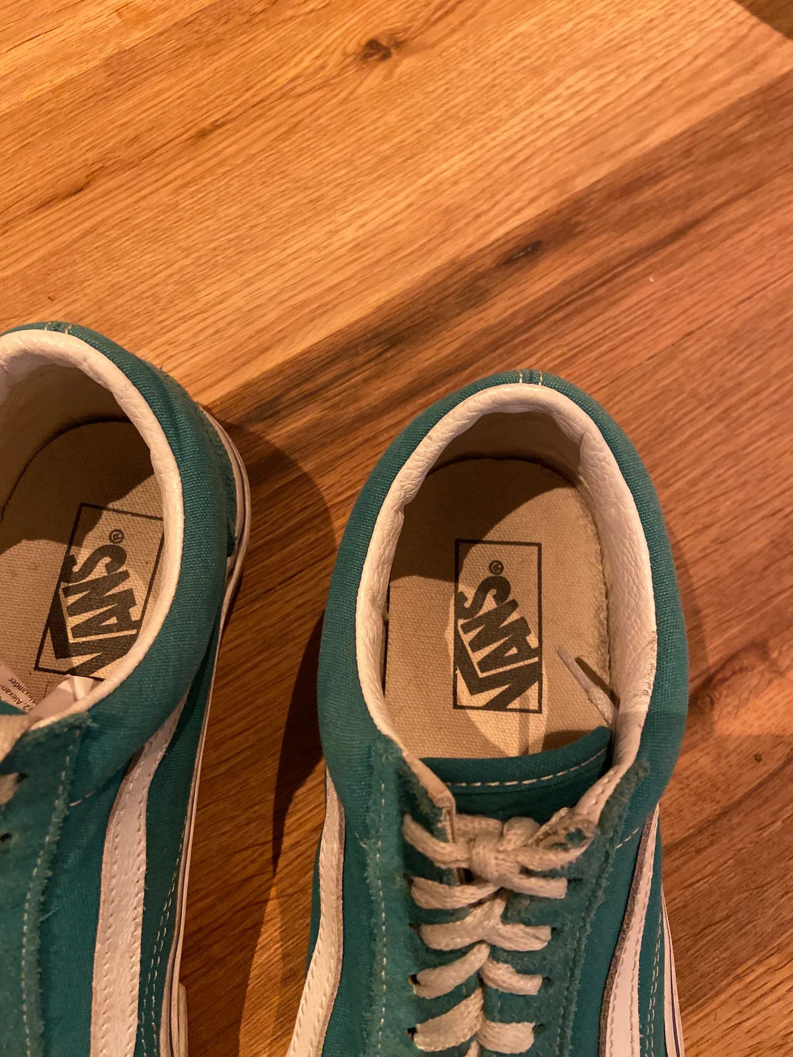 Vans Vans Sneakers Size US 10 / IT 40 - 2 Thumbnail