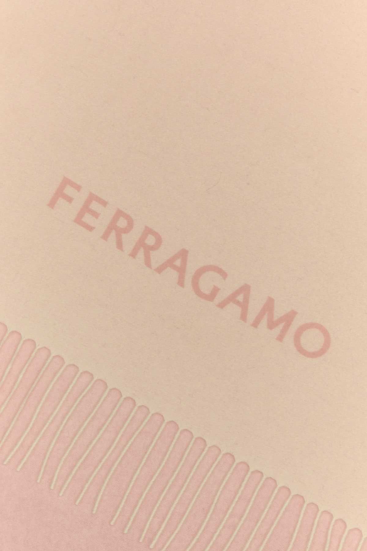 Salvatore Ferragamo Pink Cashmere Scarf Size ONE SIZE - 2 Thumbnail