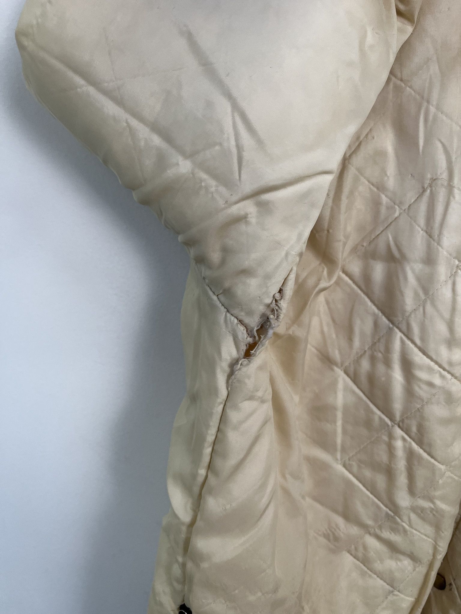 Vintage Vintage Jacket 1990s Distressed Quilted Padded Liner Snap jacket Size L Size US M / EU 48-50 / 2 - 3 Thumbnail