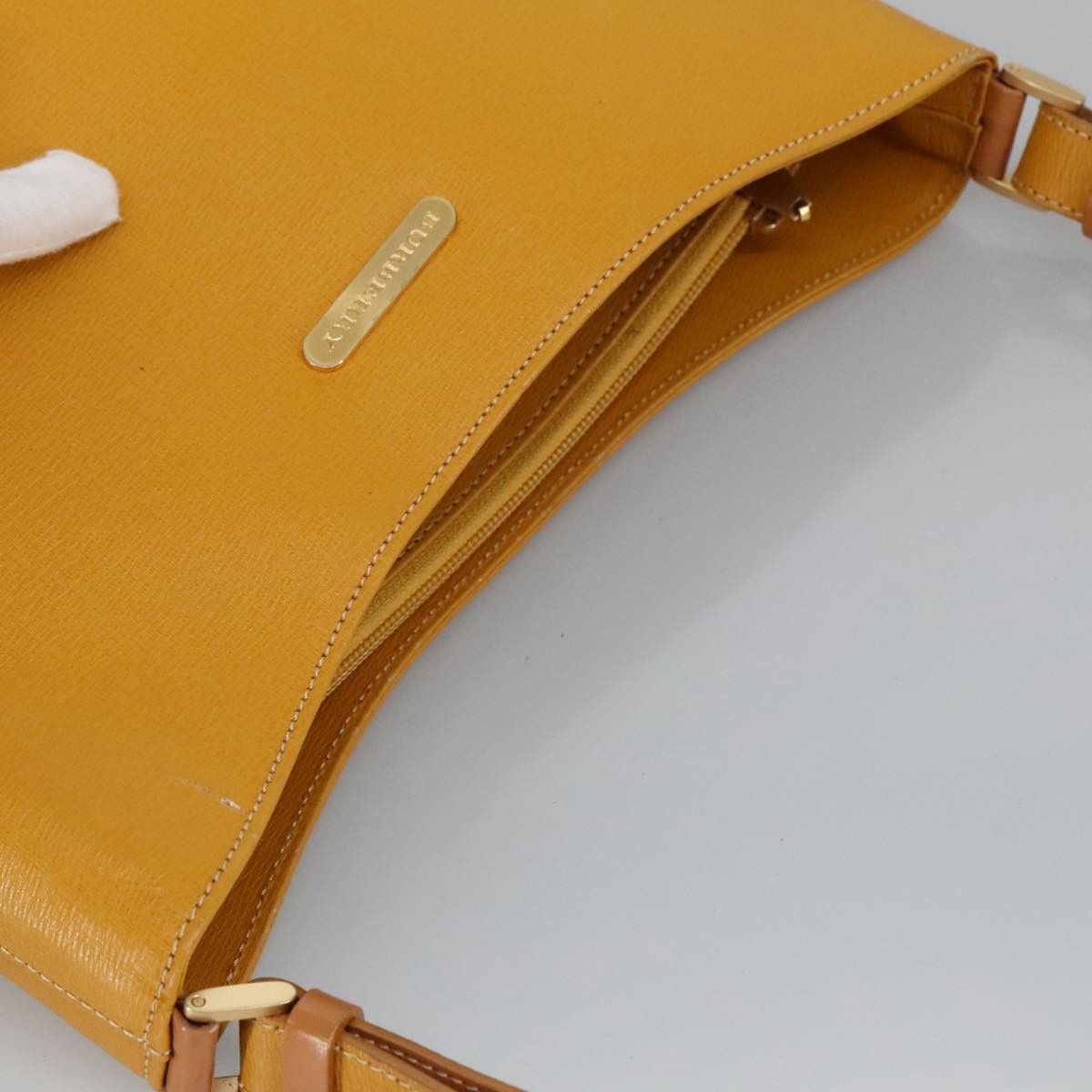 Burberry Yellow Leather Shoulder Bag (Pre-Owned) Size ONE SIZE - 16 Thumbnail