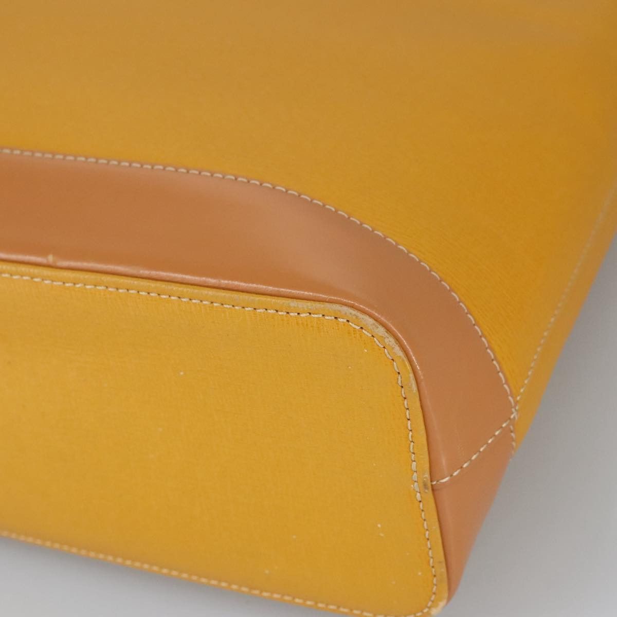Burberry Yellow Leather Shoulder Bag (Pre-Owned) Size ONE SIZE - 7 Thumbnail