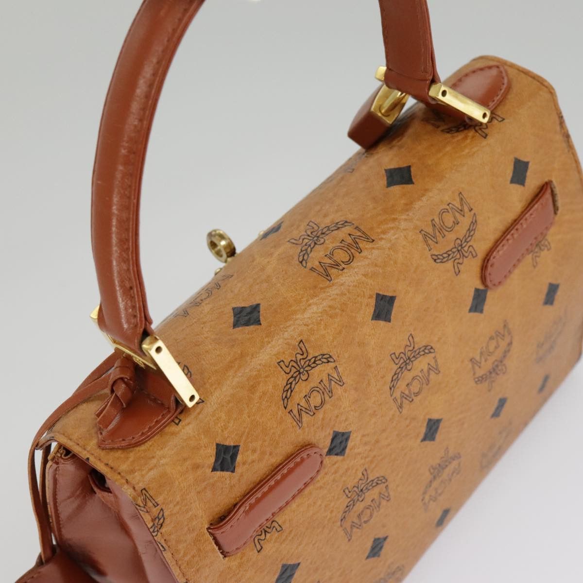 MCM Visetos Brown Canvas Handbag (Pre-Owned) Size ONE SIZE - 20 Thumbnail