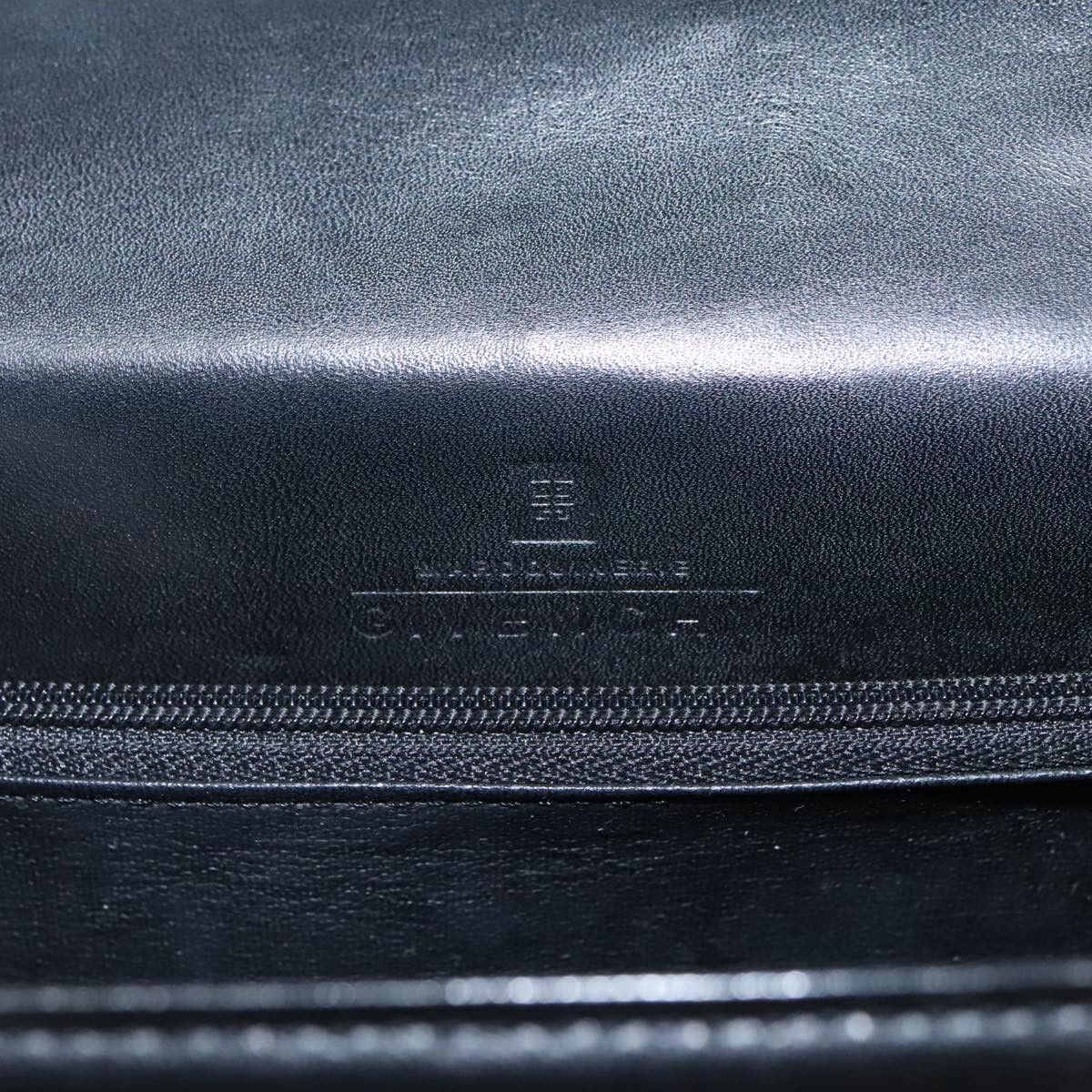 Givenchy Black Leather Handbag (Pre-Owned) Size ONE SIZE - 14 Thumbnail