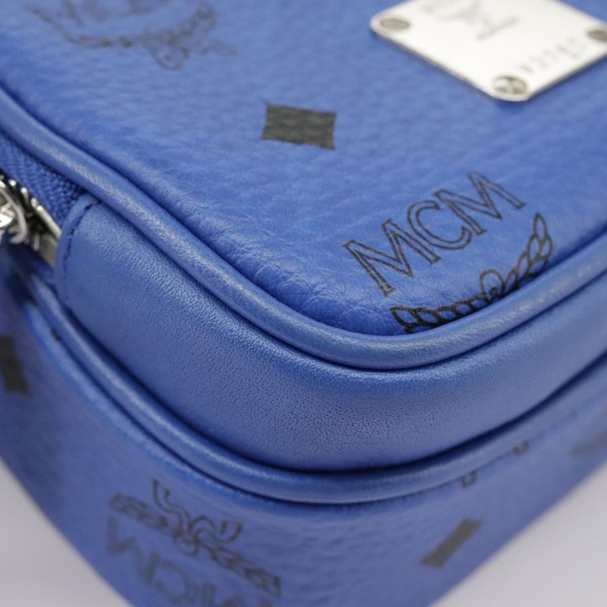 MCM Visetos Blue Canvas Shoulder Bag (Pre-Owned) Size ONE SIZE - 9 Thumbnail