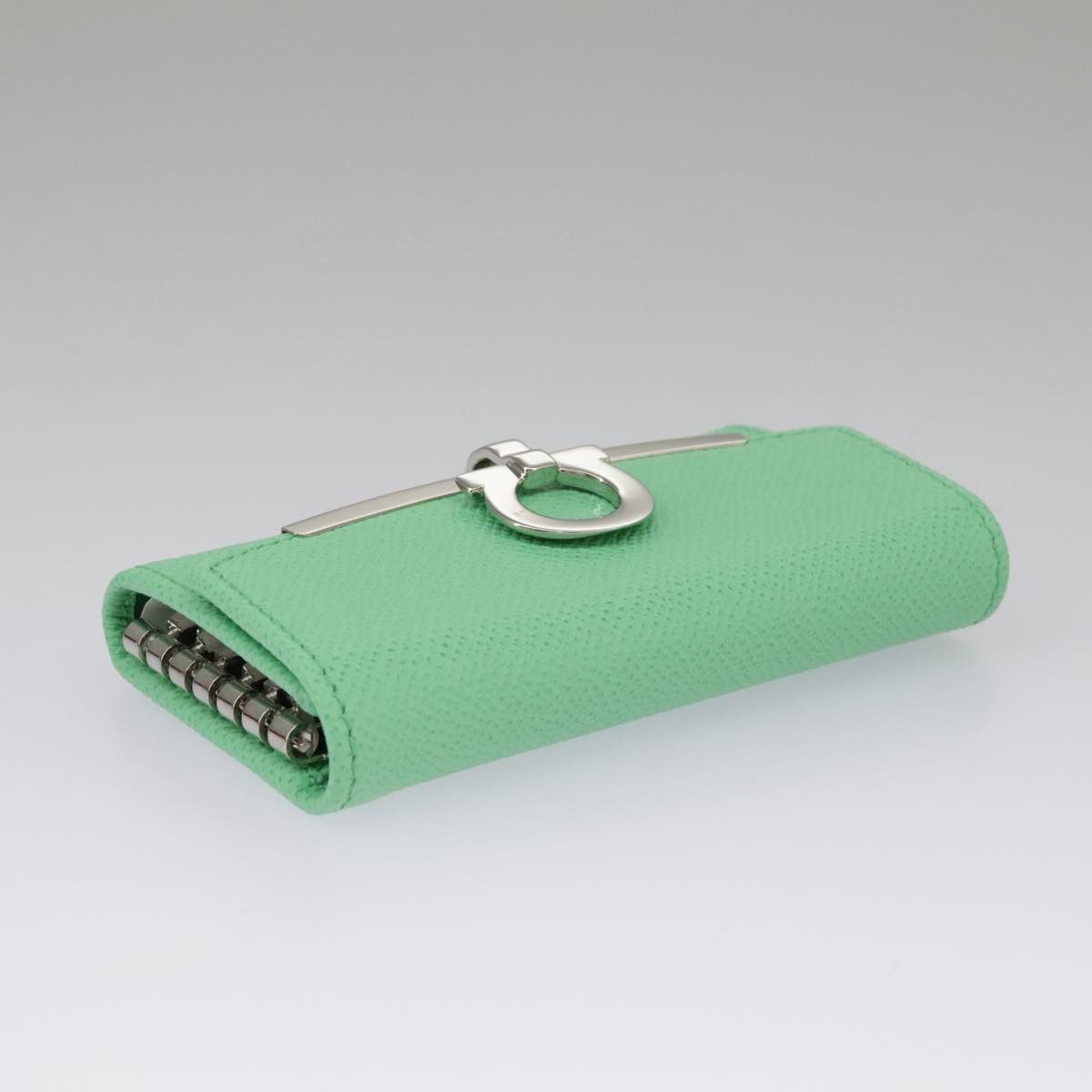 Salvatore Ferragamo Gancini Green Leather Wallet (Pre-Owned) Size ONE SIZE - 17 Thumbnail