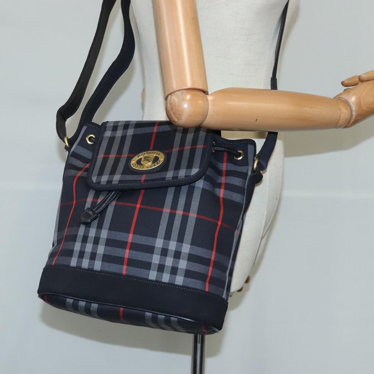 Burberry Nova Check Navy Canvas Shoulder Bag (Pre-Owned) Size ONE SIZE - 14 Thumbnail