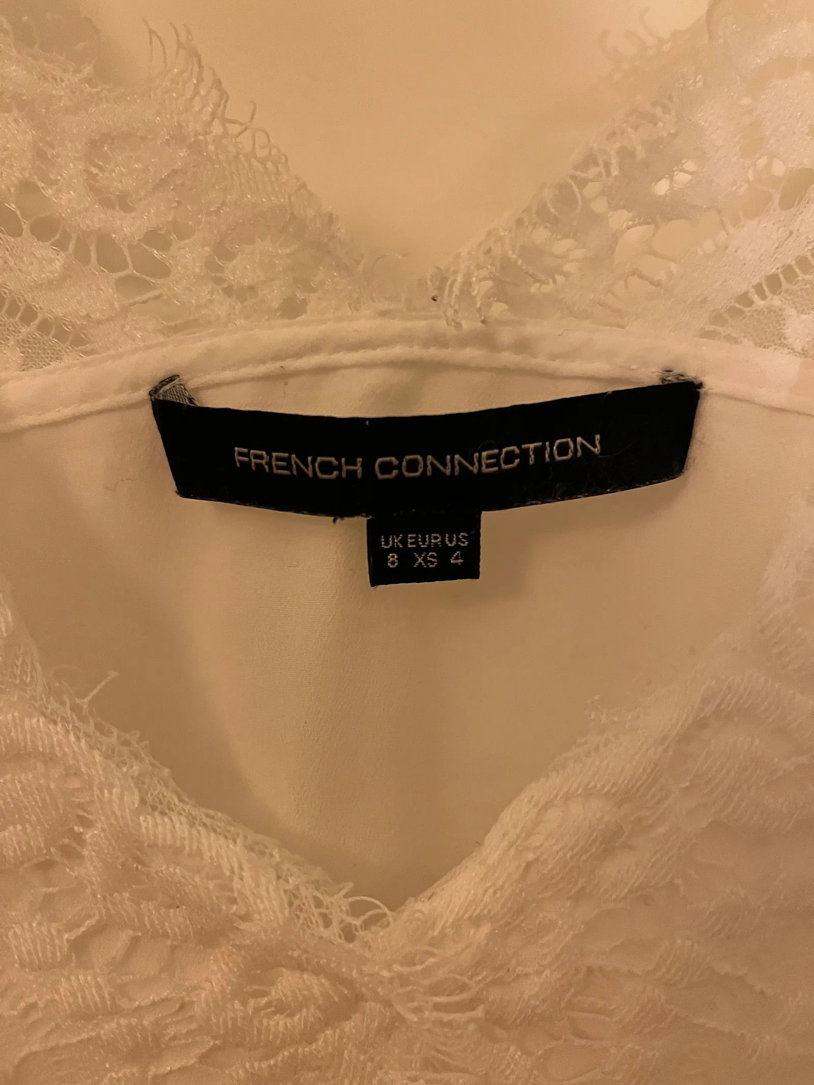 French Connection French Connection Top Size XS / US 0-2 / IT 36-38 - 2 Thumbnail