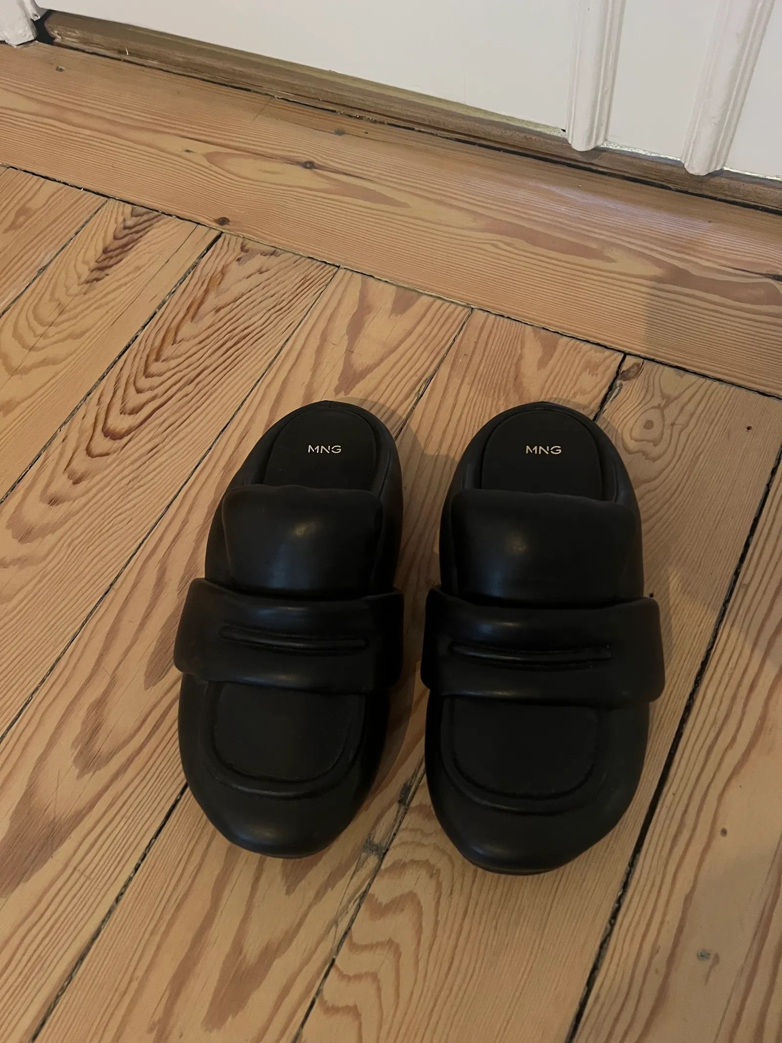 Mango MNG Slippers leather Loafers Size US 9 / IT 39 - 4 Thumbnail