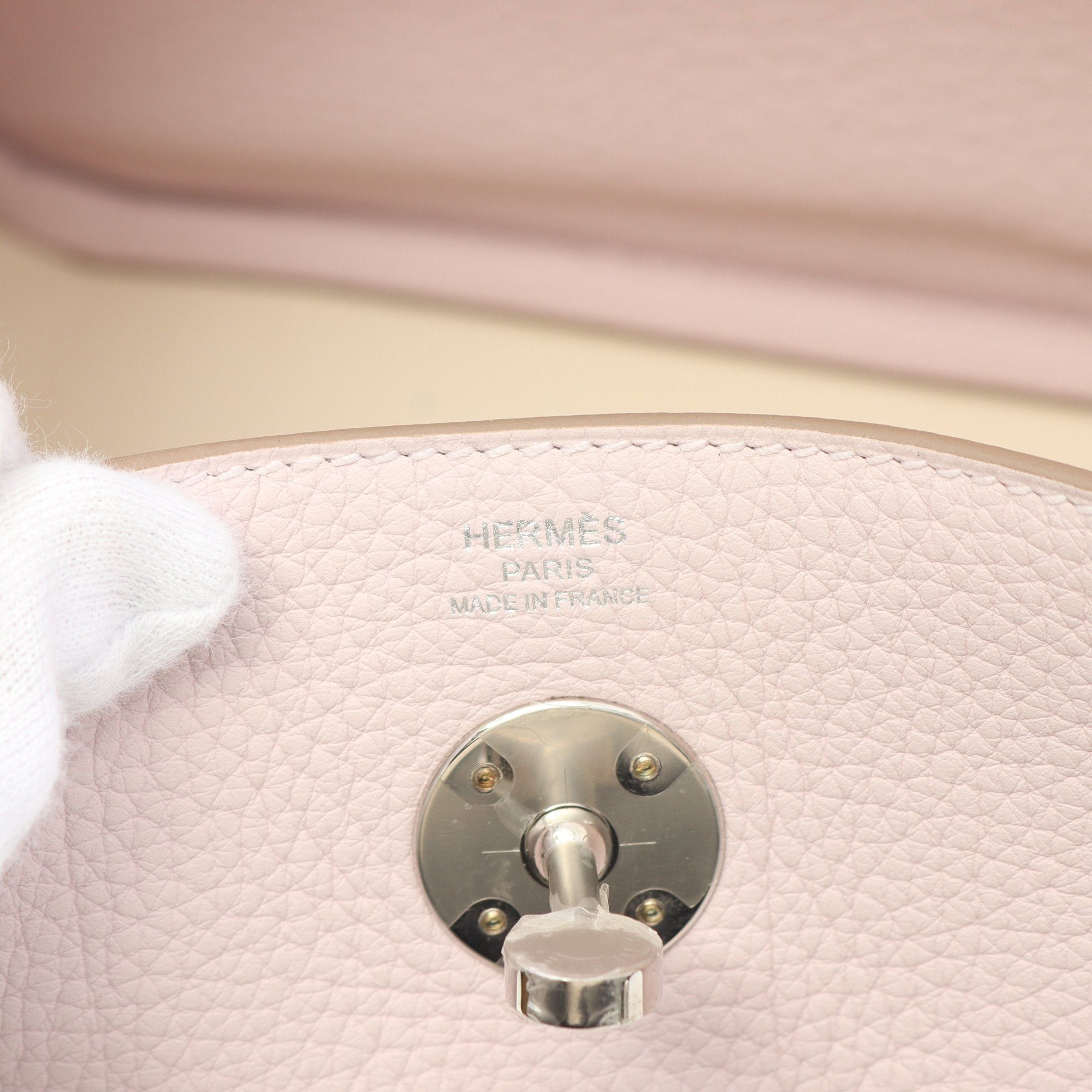 Hermes Hermes Lindy 26 Mauve Pail Shoulder Bag Togo Light Pink Silver Hardware Double Engraved Size ONE SIZE - 4 Thumbnail