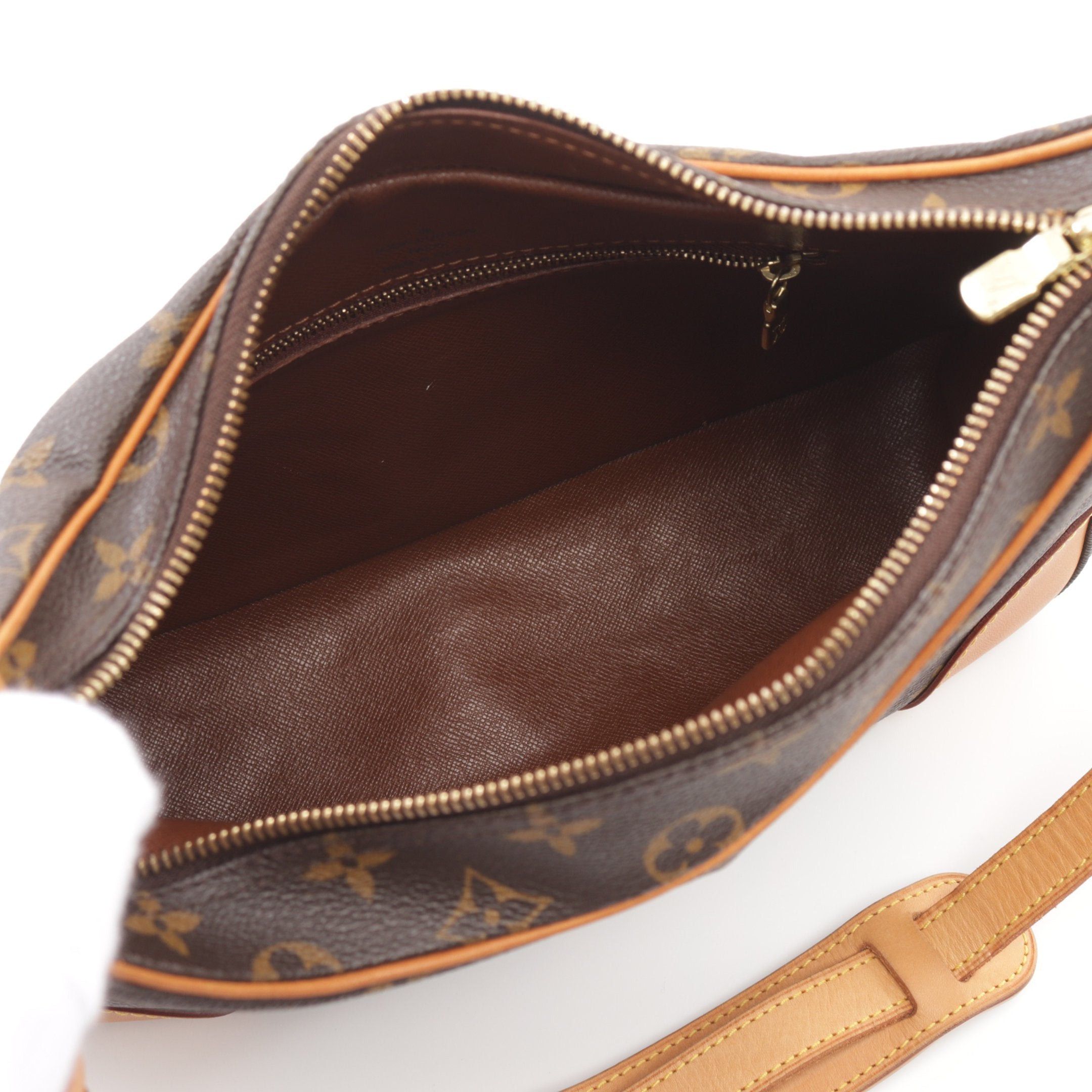 Louis Vuitton Louis Vuitton Boulogne Pm Monogram Shoulder Bag Leather Brown Size ONE SIZE - 3 Thumbnail
