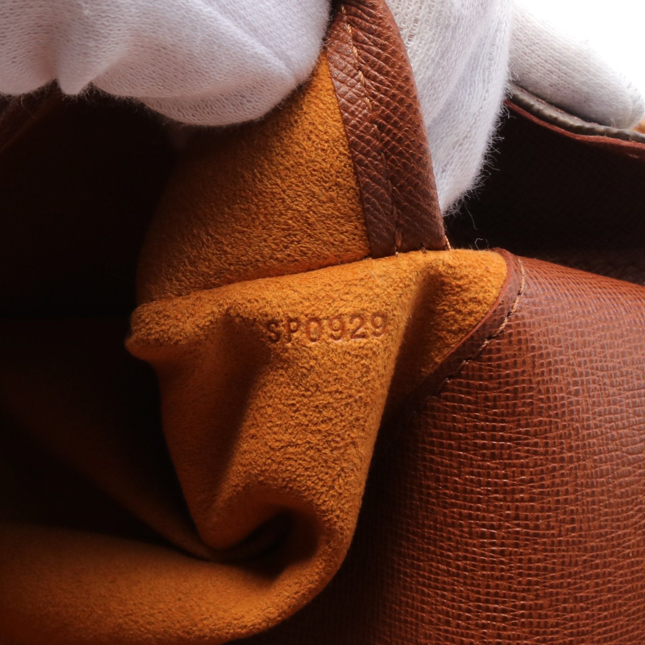 Louis Vuitton Louis Vuitton Musette Tango Short Strap Monogram Shoulder Bag Leather Brown Size ONE SIZE - 5 Thumbnail