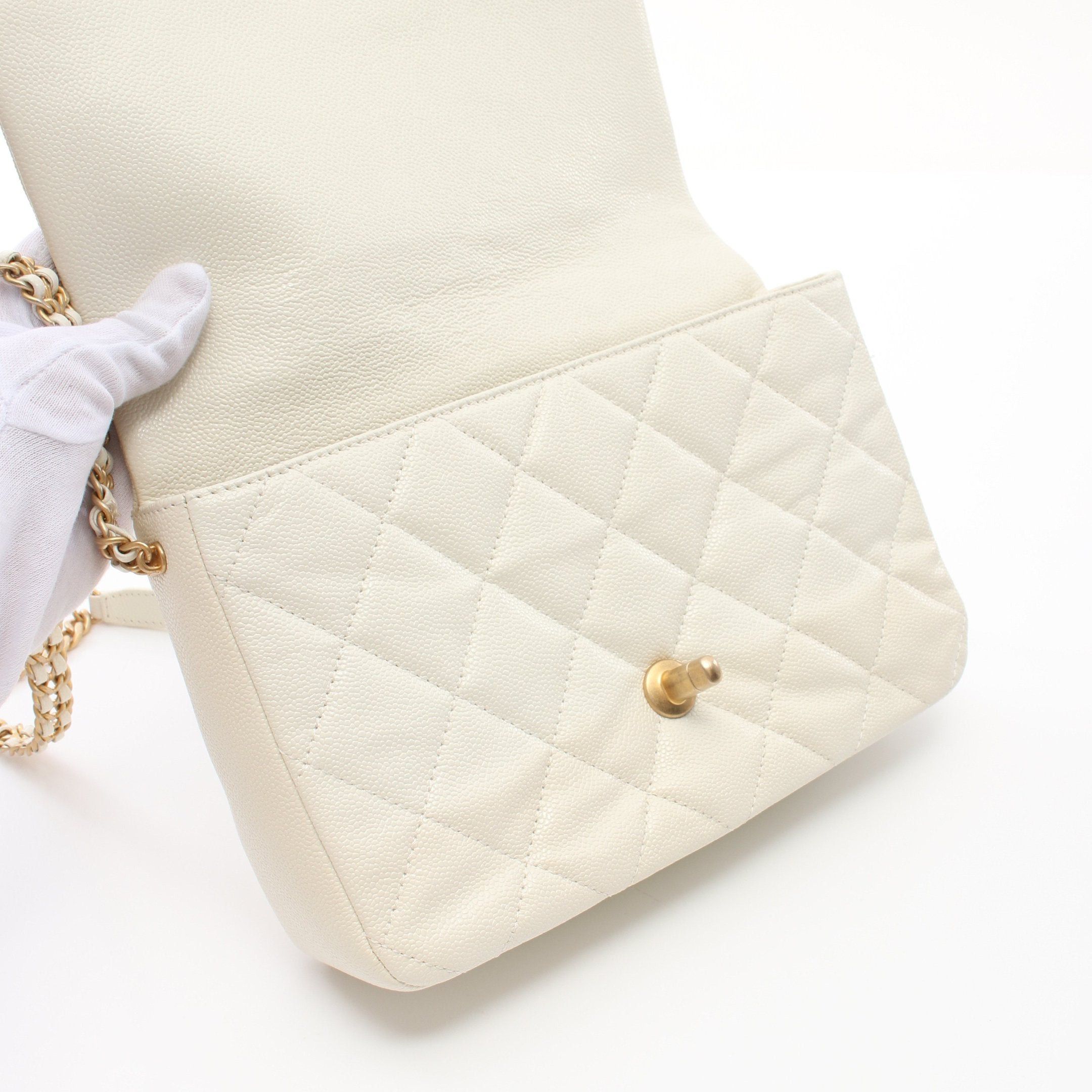 Chanel Chanel Chain Shoulder Bag Caviar Skin Off White Gold Hardware Size ONE SIZE - 7 Thumbnail