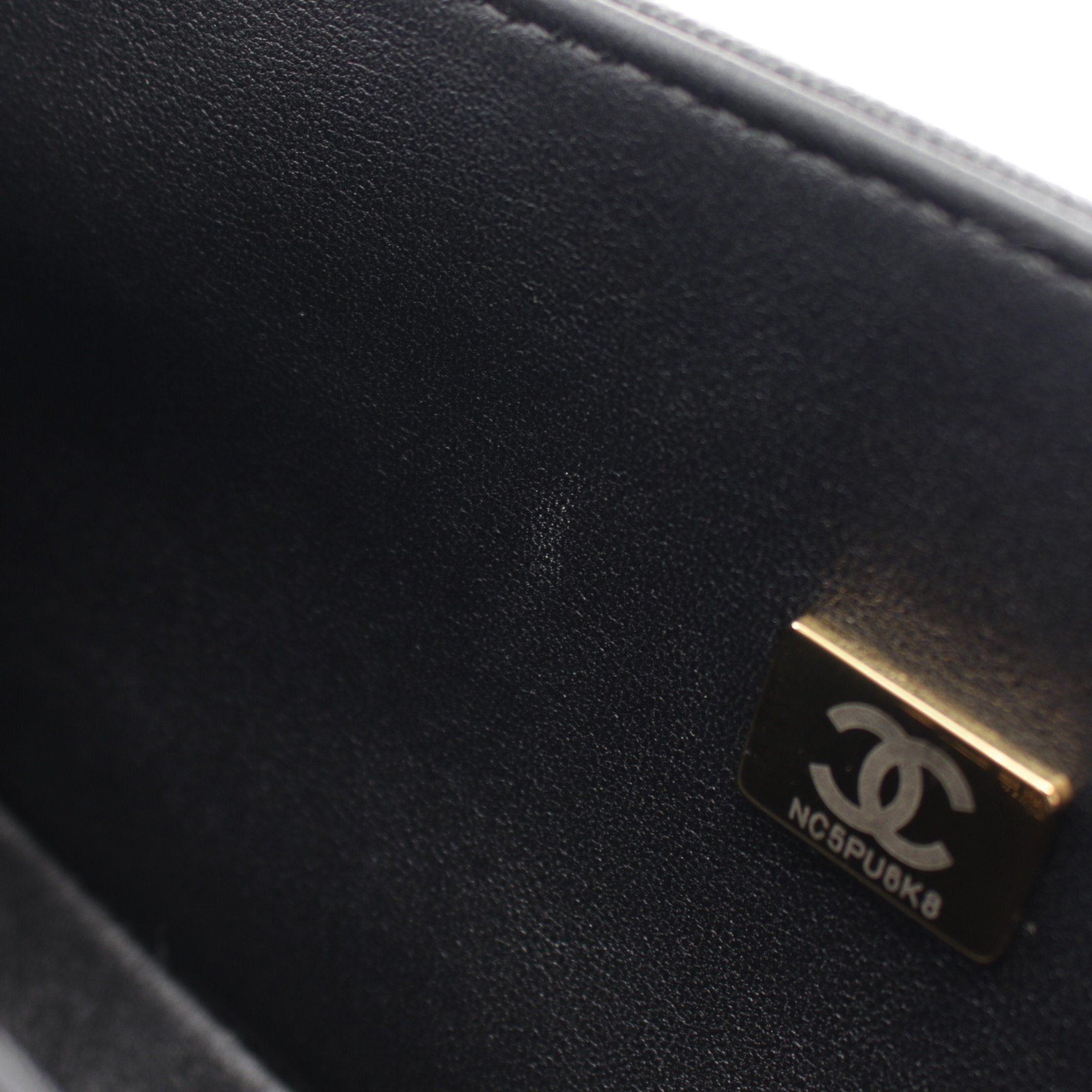 Chanel Chanel Boy Chanel Small Matelasse Chain Shoulder Bag Caviar Skin Black Gold Hardware Size ONE SIZE - 9 Thumbnail