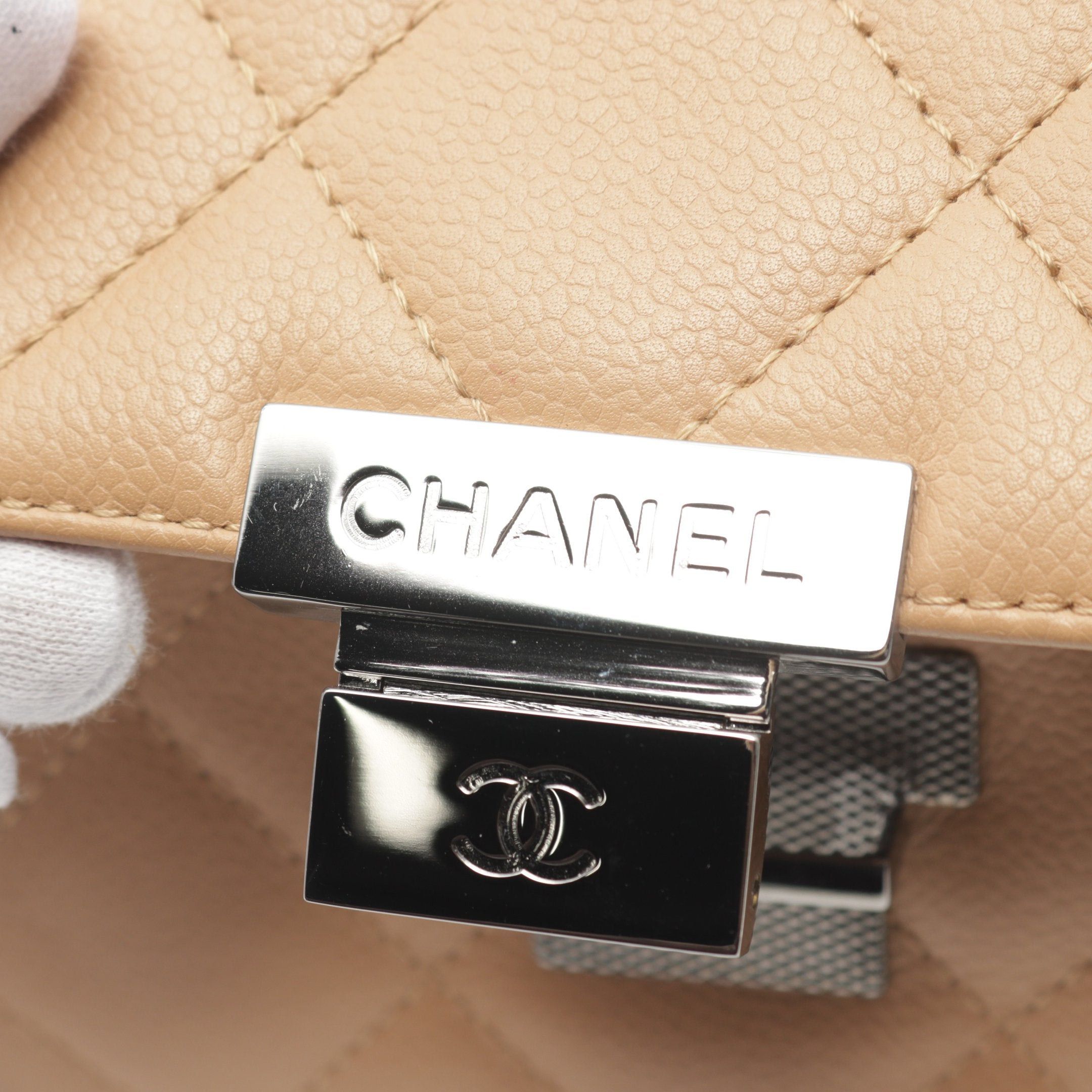 Chanel Chanel 2.55 Wild Stitch Chain Handbag Caviar Skin Beige Silver Hardware Size ONE SIZE - 6 Thumbnail