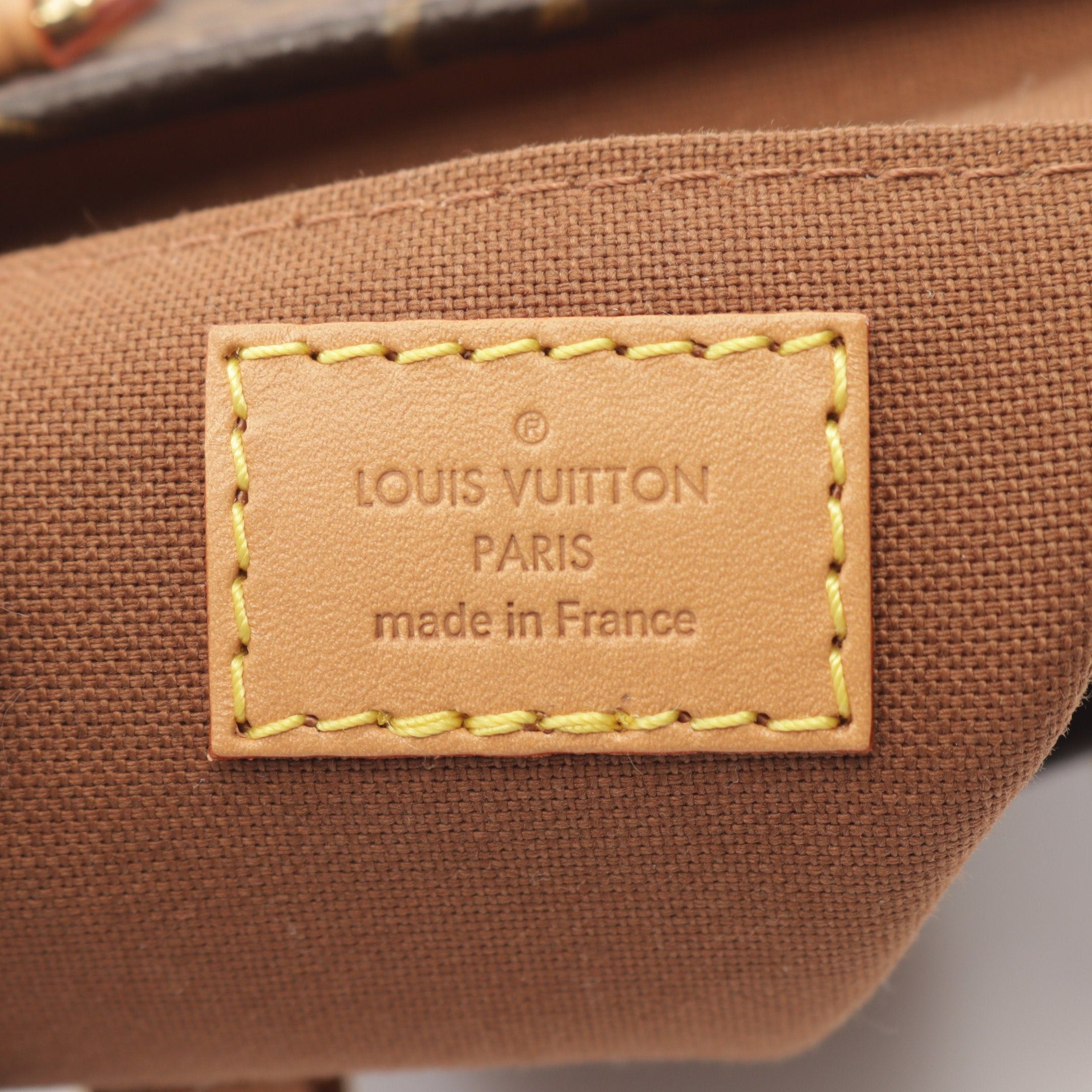 Louis Vuitton Louis Vuitton Petite Sac Plat Monogram Handbag Leather Brown Size ONE SIZE - 4 Thumbnail