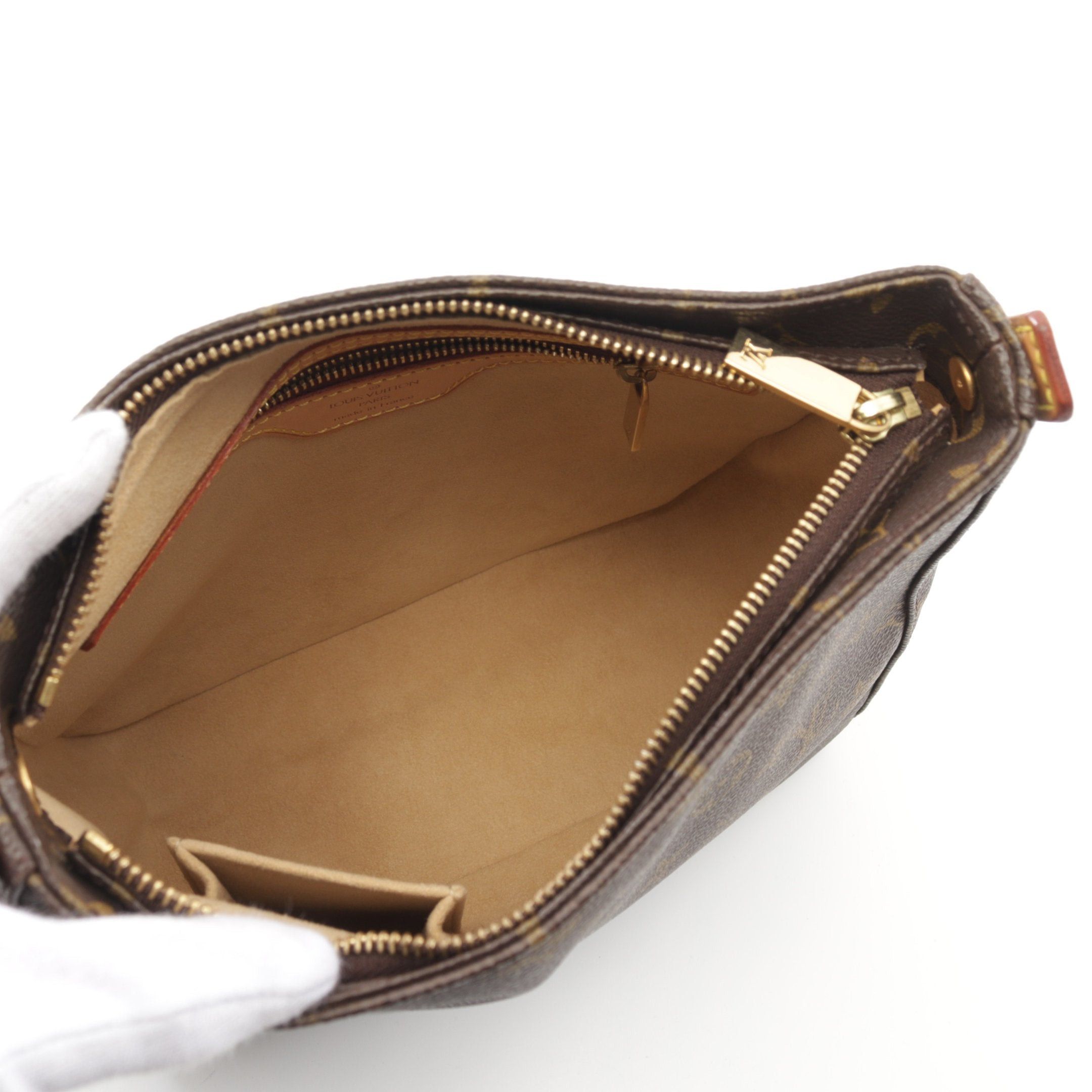 Louis Vuitton Louis Vuitton Looping Mm Monogram Shoulder Bag Leather Brown Size ONE SIZE - 3 Thumbnail