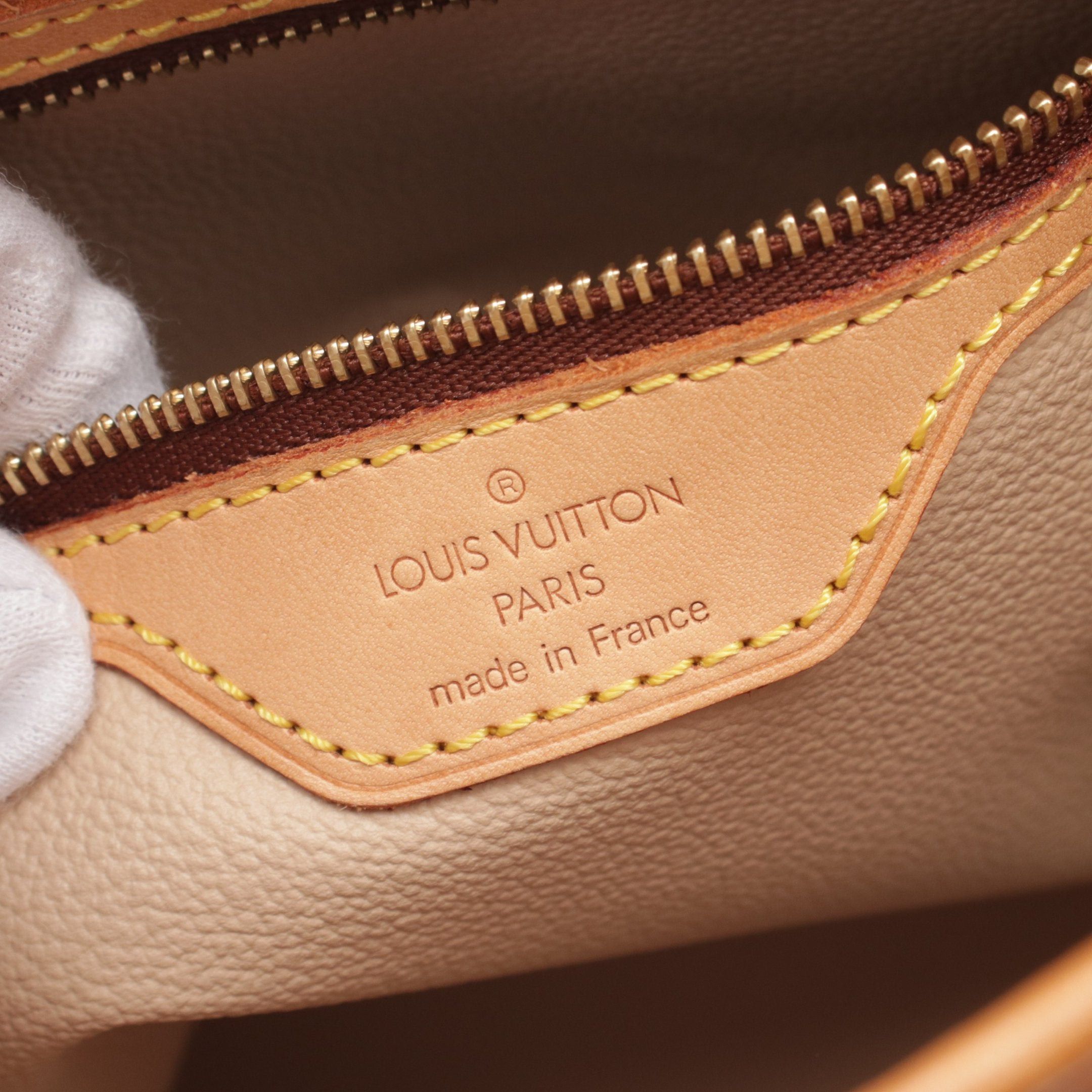 Louis Vuitton Louis Vuitton Bucket Pm Monogram Handbag Leather Brown Size ONE SIZE - 4 Thumbnail