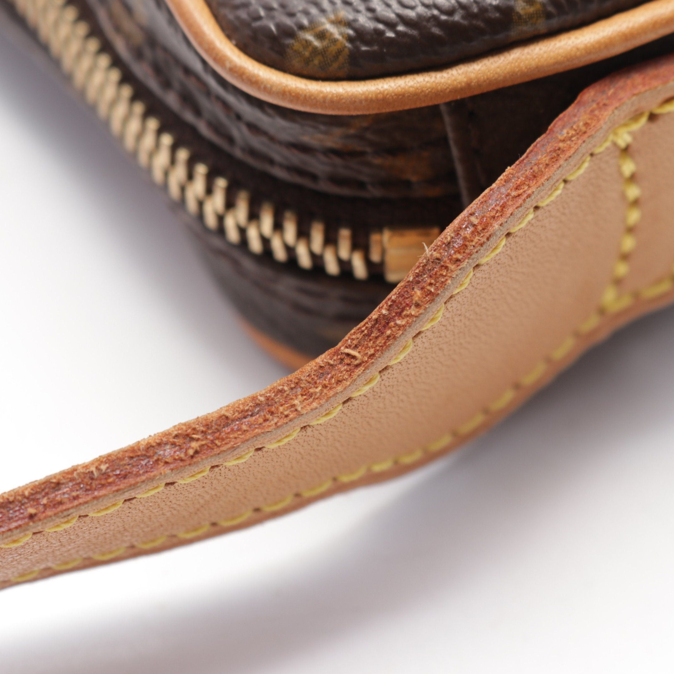 Louis Vuitton Louis Vuitton Pochette Croissant Monogram Shoulder Bag Leather Brown Size ONE SIZE - 7 Thumbnail
