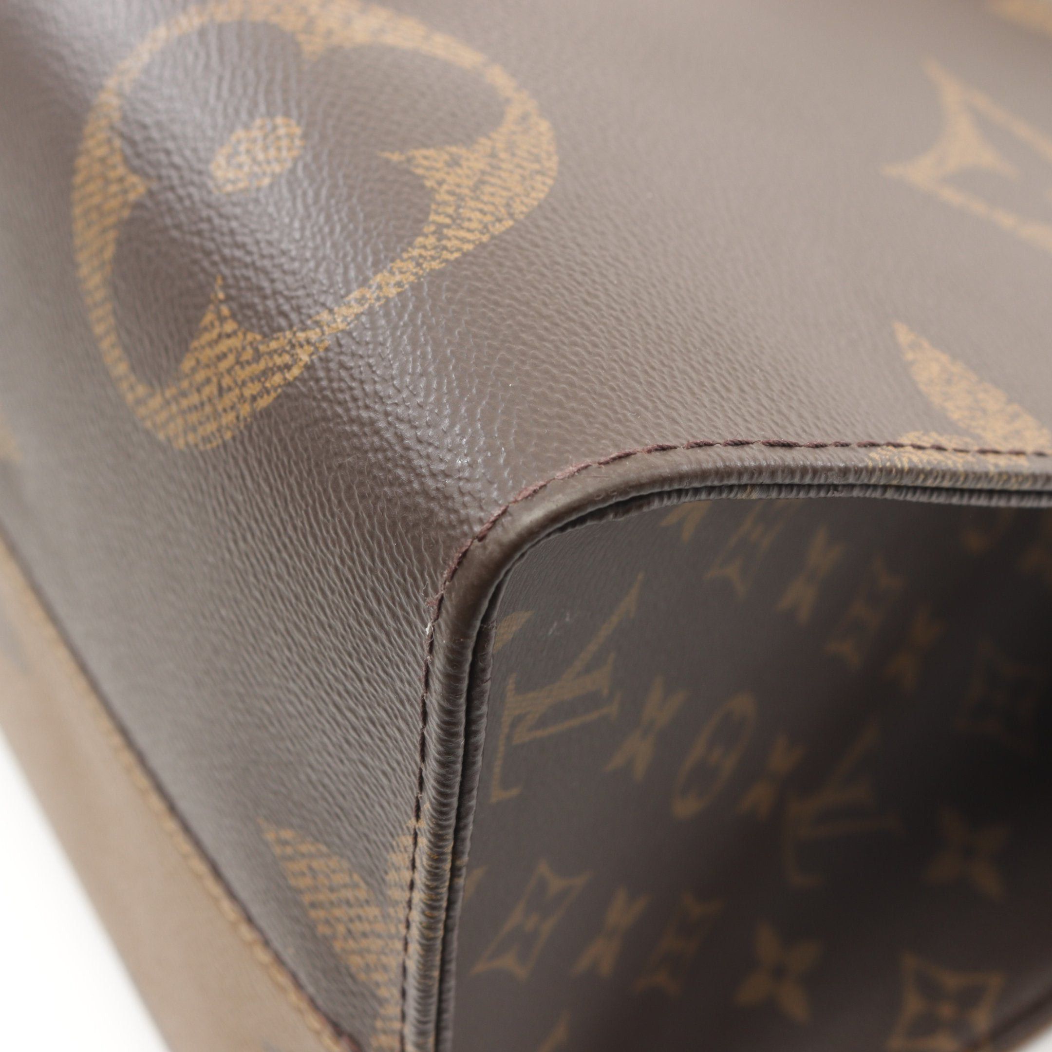 Louis Vuitton Louis Vuitton On-The-Go Gm Monogram Giant Reverse Shoulder Bag Leather Brown Light Size ONE SIZE - 8 Thumbnail