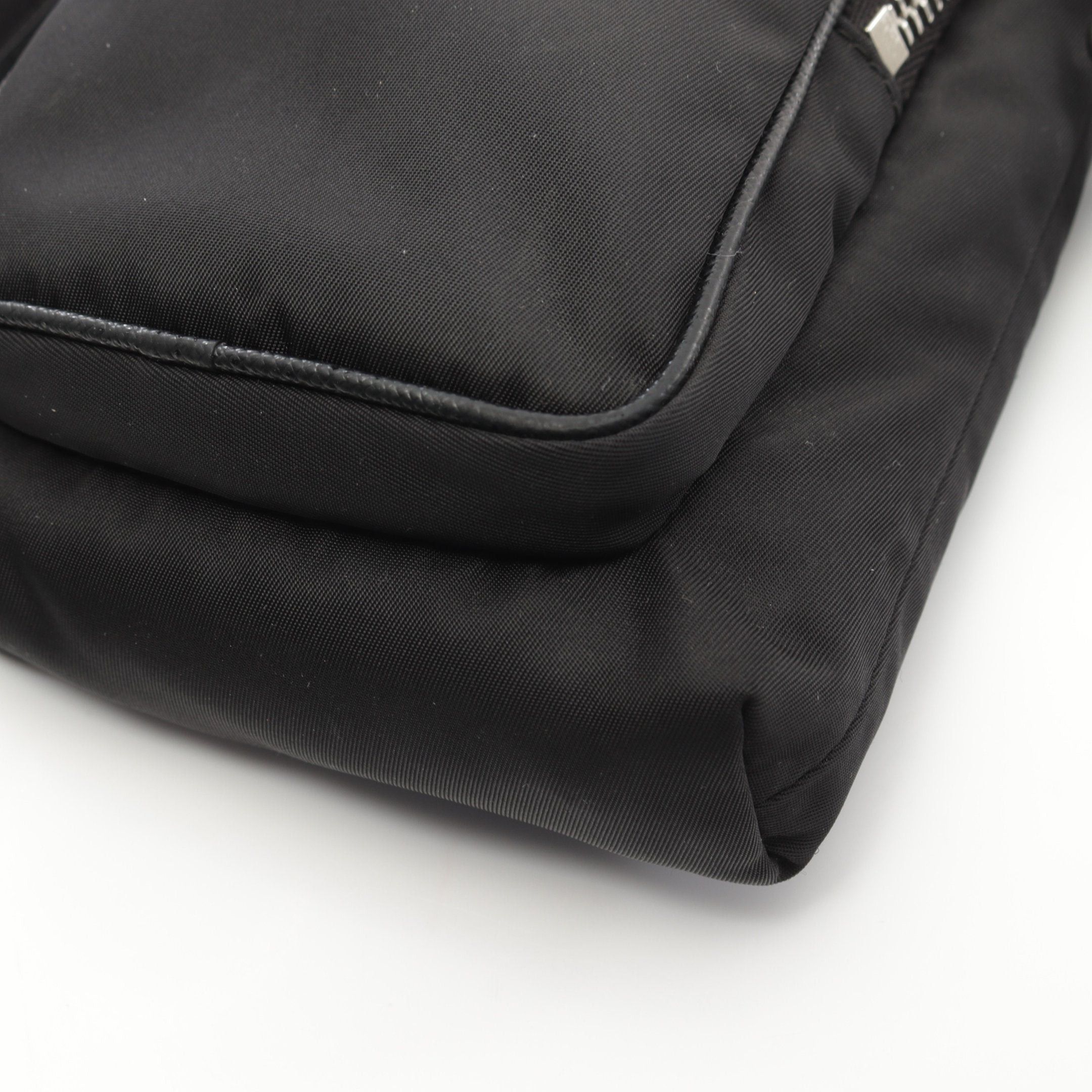 Prada Prada Re-Nylon Smartphone Case Shoulder Bag Nylon Saffiano Leather Black Size ONE SIZE - 5 Thumbnail