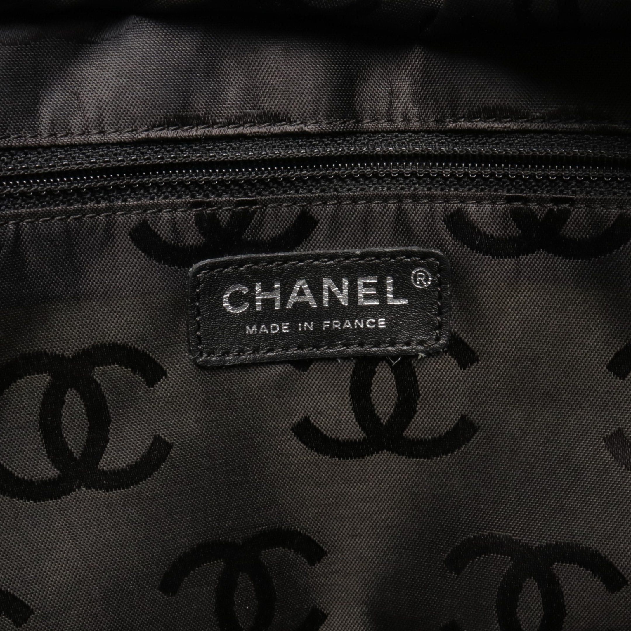 Chanel Chanel Cambon Line Large Shoulder Bag Tote Lambskin Beige Black Silver Hardware Size ONE SIZE - 4 Thumbnail