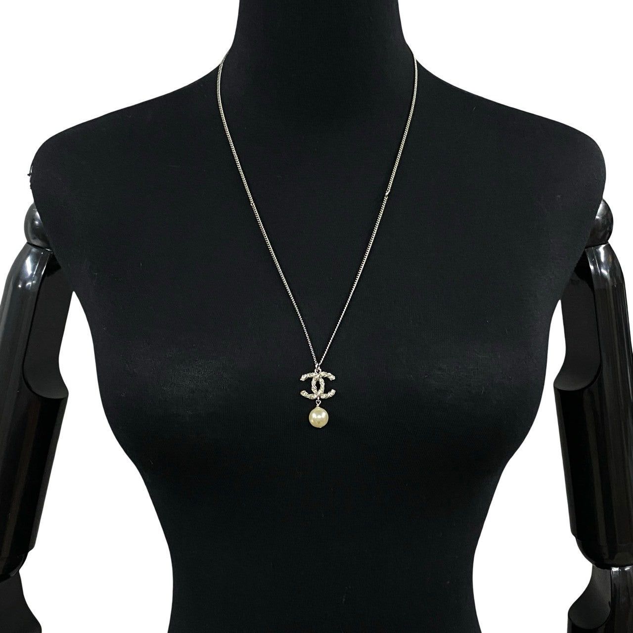Chanel Chanel Necklace Silver Pearls Size ONE SIZE - 3 Thumbnail