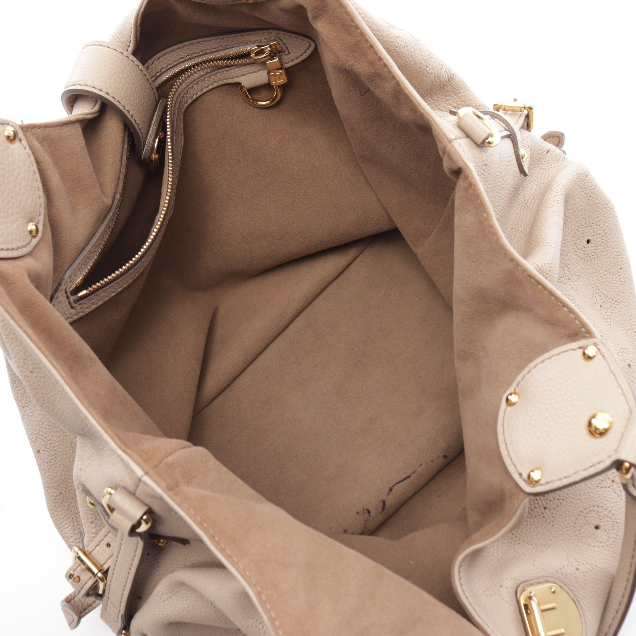 Louis Vuitton Louis Vuitton L Mahina Sable Shoulder Bag Leather Pink Beige Size ONE SIZE - 3 Thumbnail