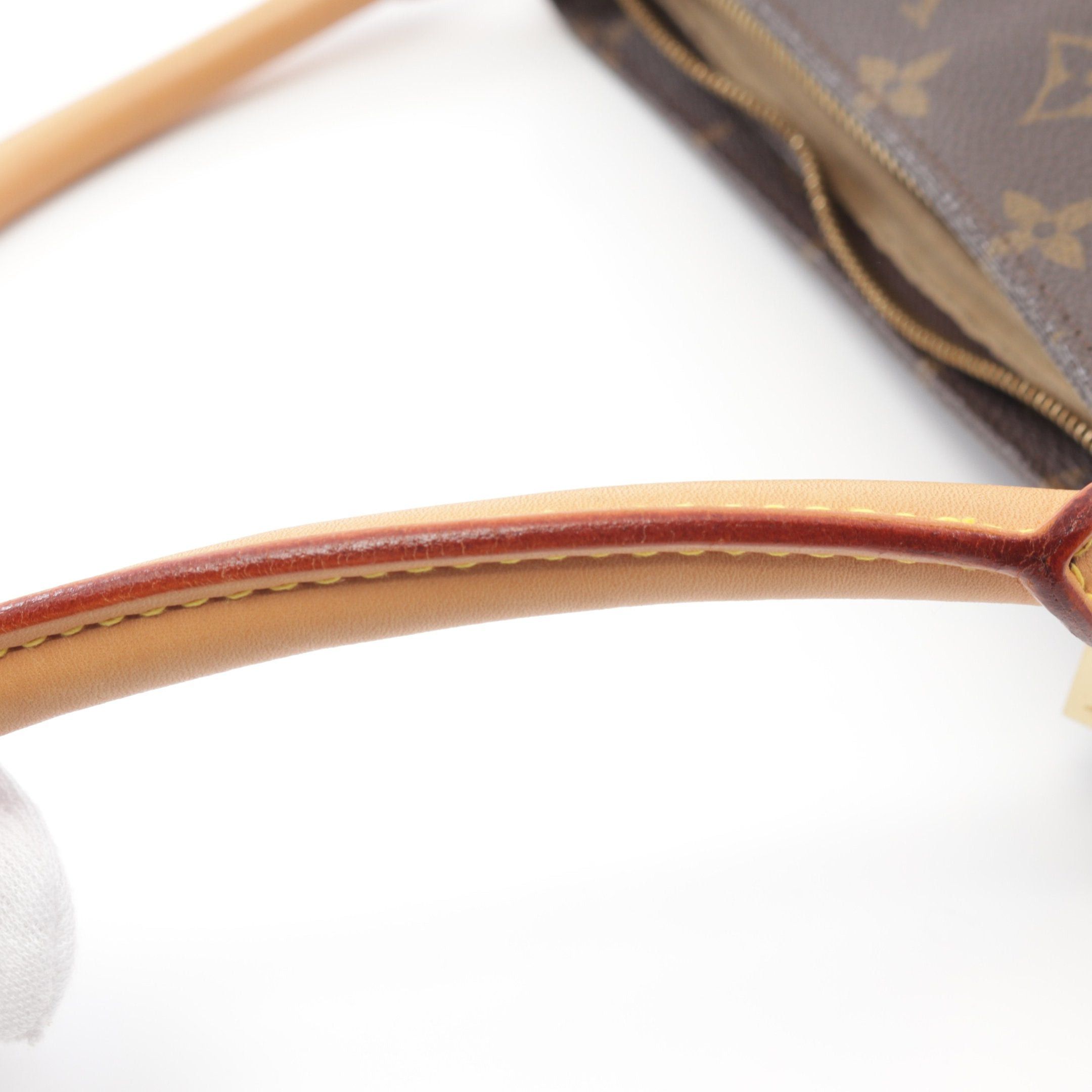 Louis Vuitton Louis Vuitton Looping Mm Monogram Shoulder Bag Leather Brown Size ONE SIZE - 8 Thumbnail