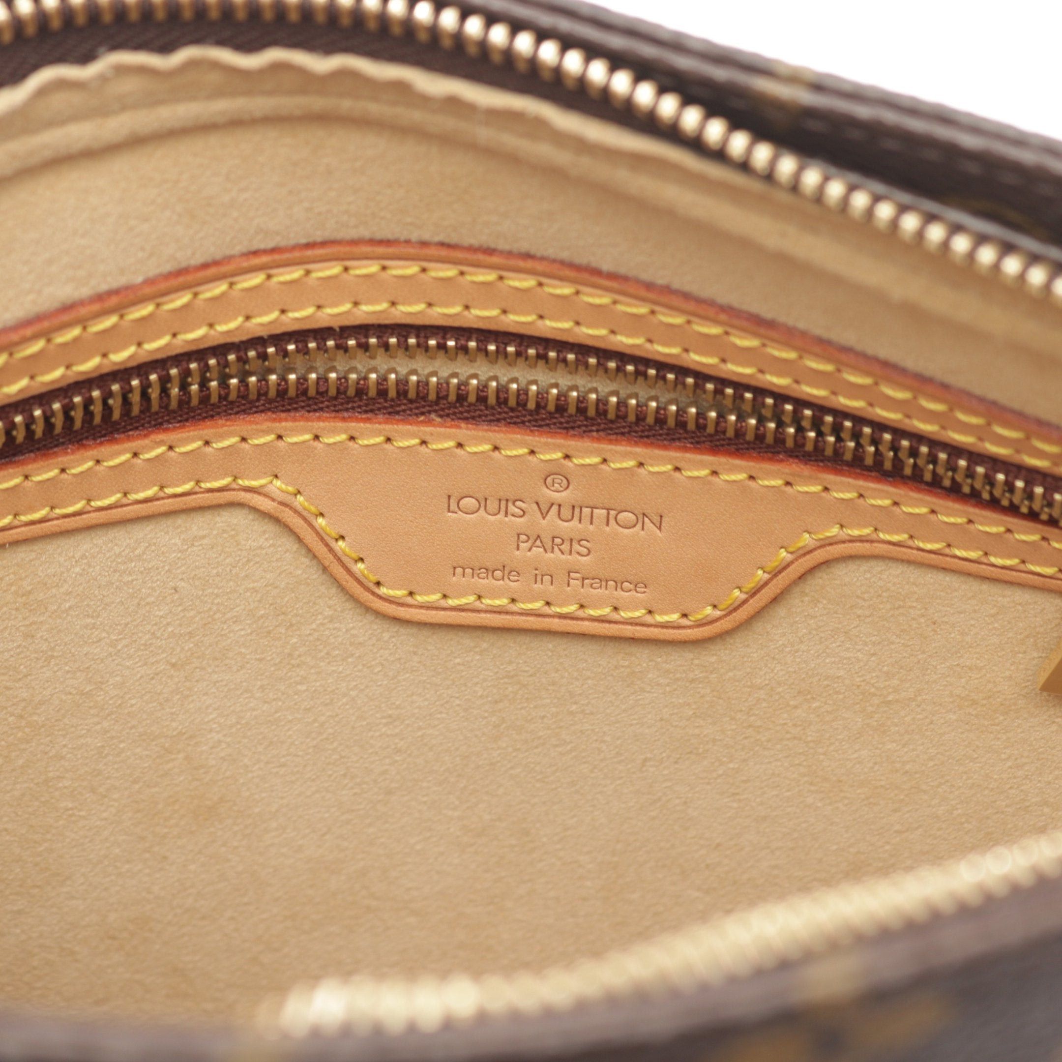 Louis Vuitton Louis Vuitton Looping Mm Monogram Shoulder Bag Leather Brown Size ONE SIZE - 4 Thumbnail