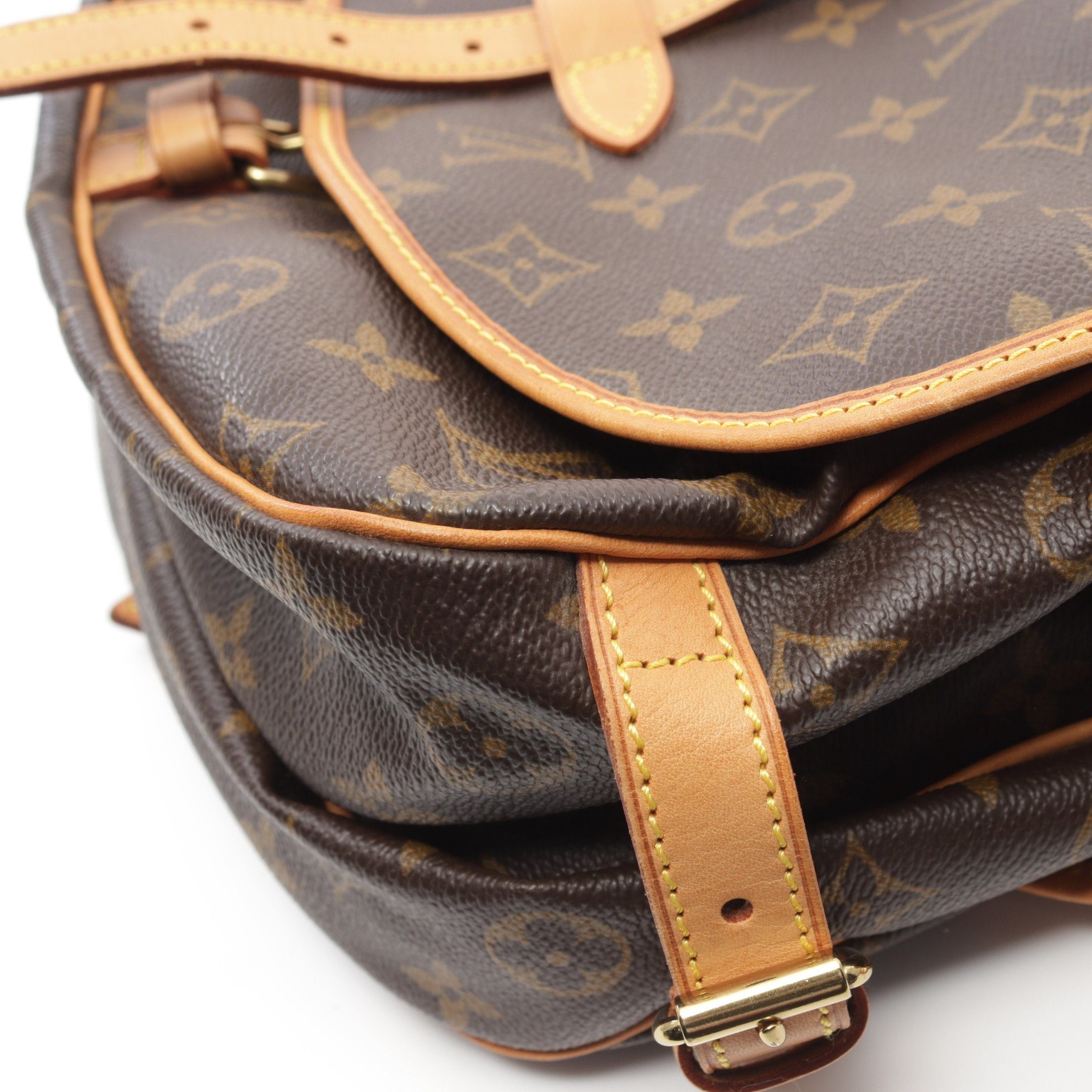 Louis Vuitton Louis Vuitton Saumur 30 Monogram Shoulder Bag Leather Brown Size ONE SIZE - 9 Thumbnail