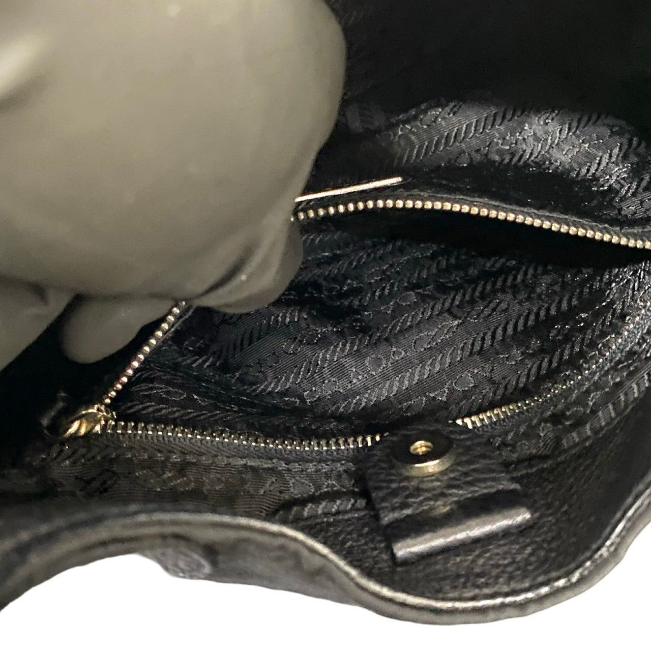 Prada Prada Handbag Black Leather Size ONE SIZE - 9 Thumbnail