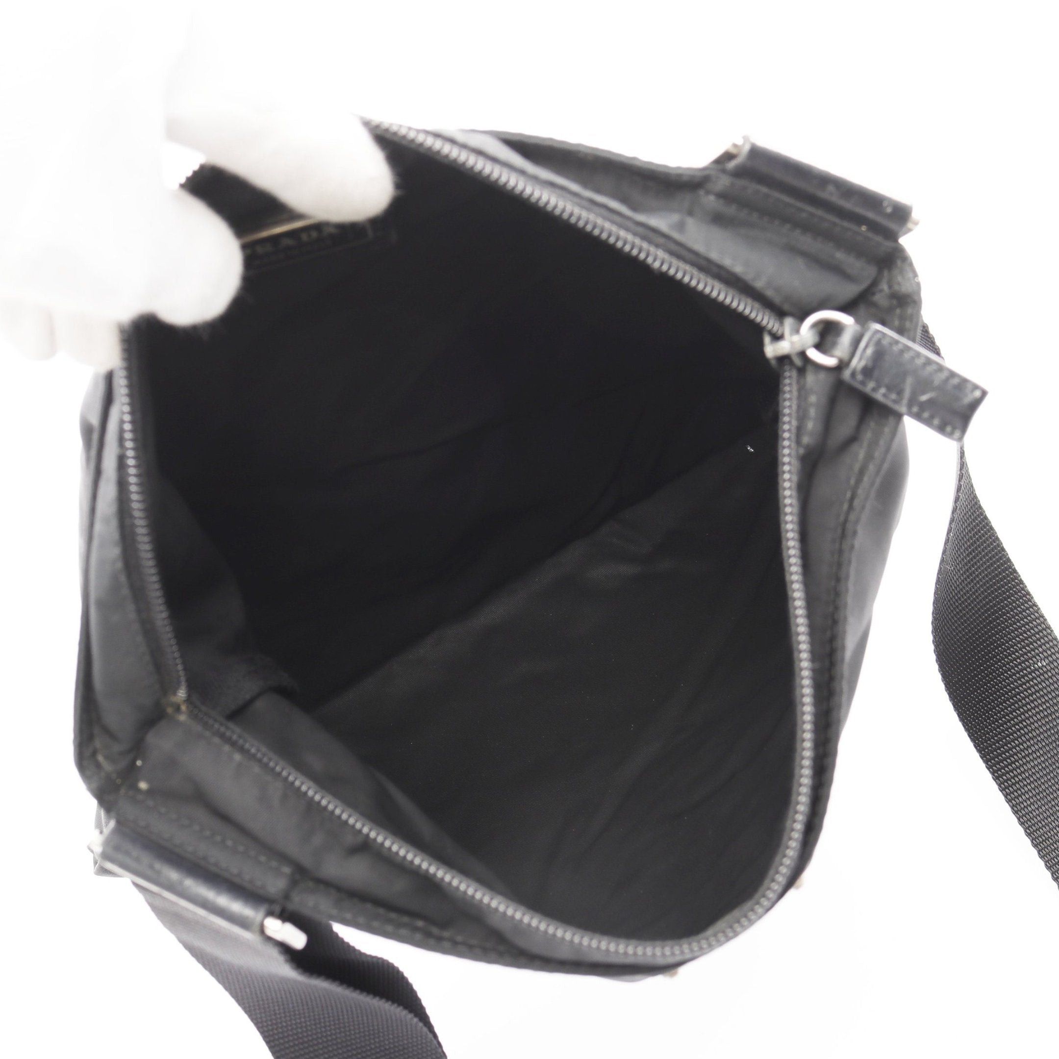 Prada Prada Shoulder Bag Nylon Black Prada Logo Plate Size ONE SIZE - 3 Thumbnail