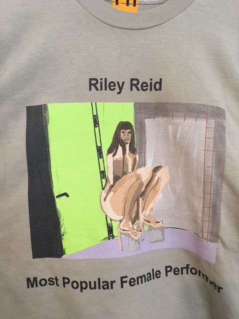 Riley reid sweatshirt yeezy on sale