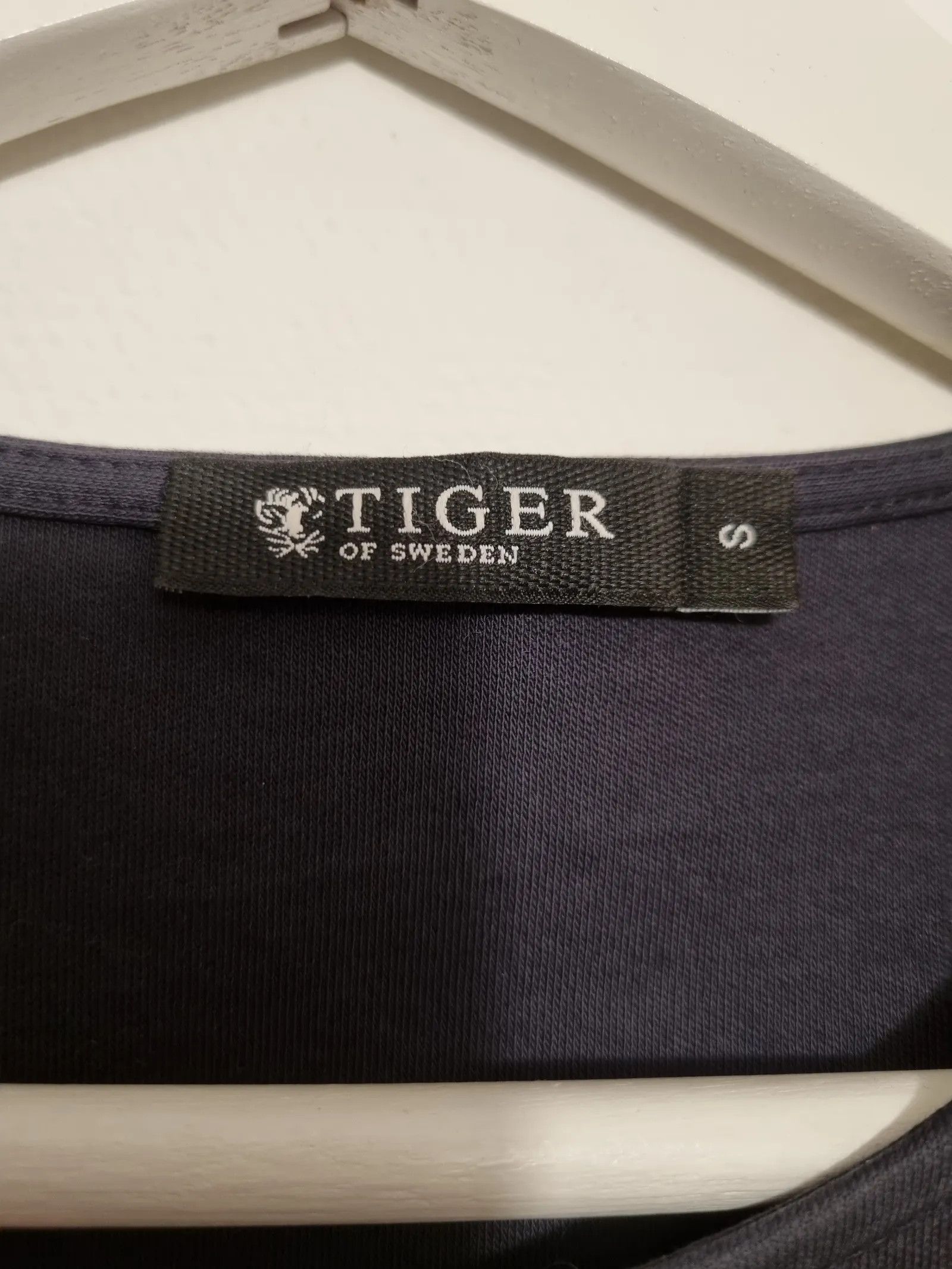Tiger of Sweden Tiger of Sweden Pavo Short Sleeve T-shirt Size S / US 4 / IT 40 - 2 Thumbnail