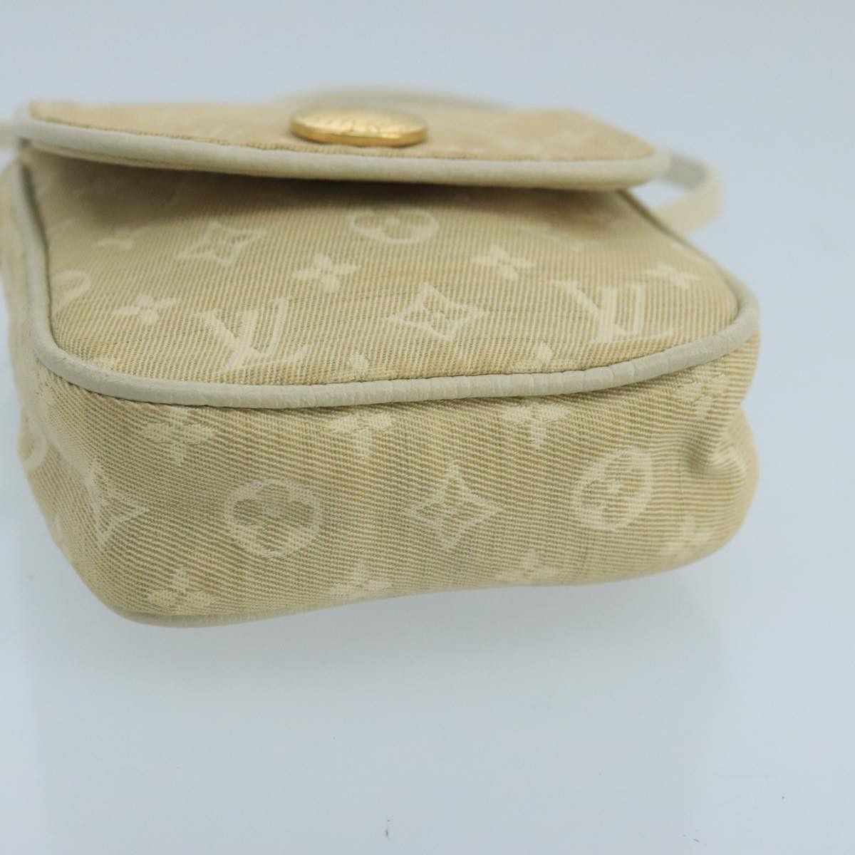 Louis Vuitton Cancun Beige Canvas Clutch Bag (Pre-Owned) Size ONE SIZE - 9 Thumbnail