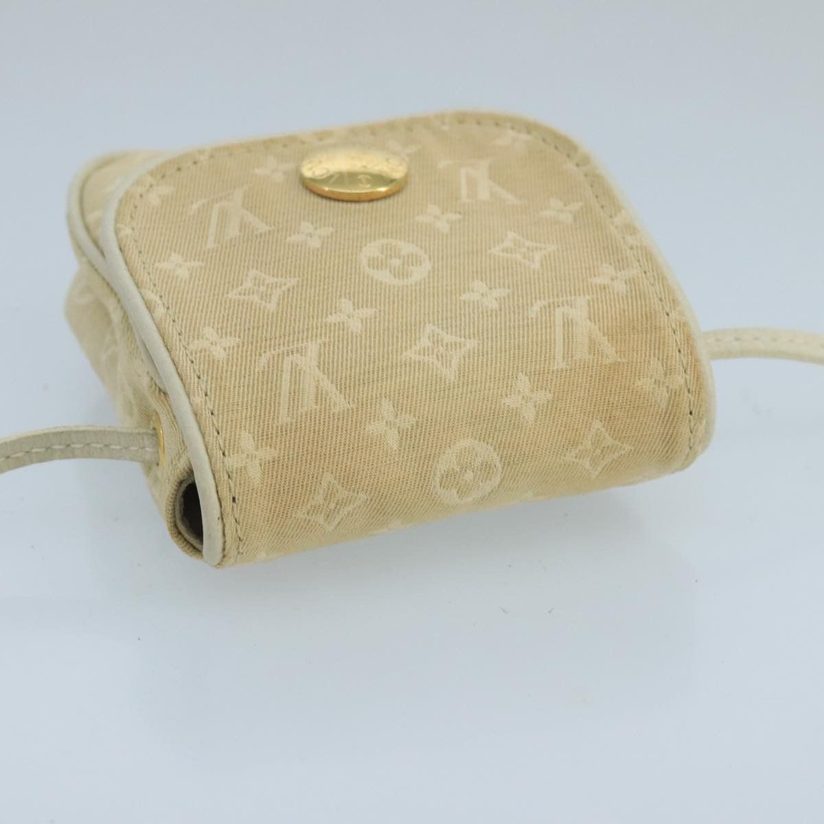Louis Vuitton Cancun Beige Canvas Clutch Bag (Pre-Owned) Size ONE SIZE - 6 Thumbnail