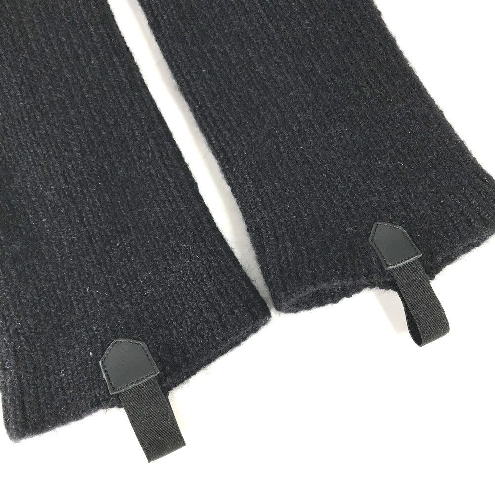 Louis Vuitton Louis Vuitton Leg Warmers Lv Logo Apparel (Clothing) Sundries Wool Women Black Size ONE SIZE - 3 Thumbnail