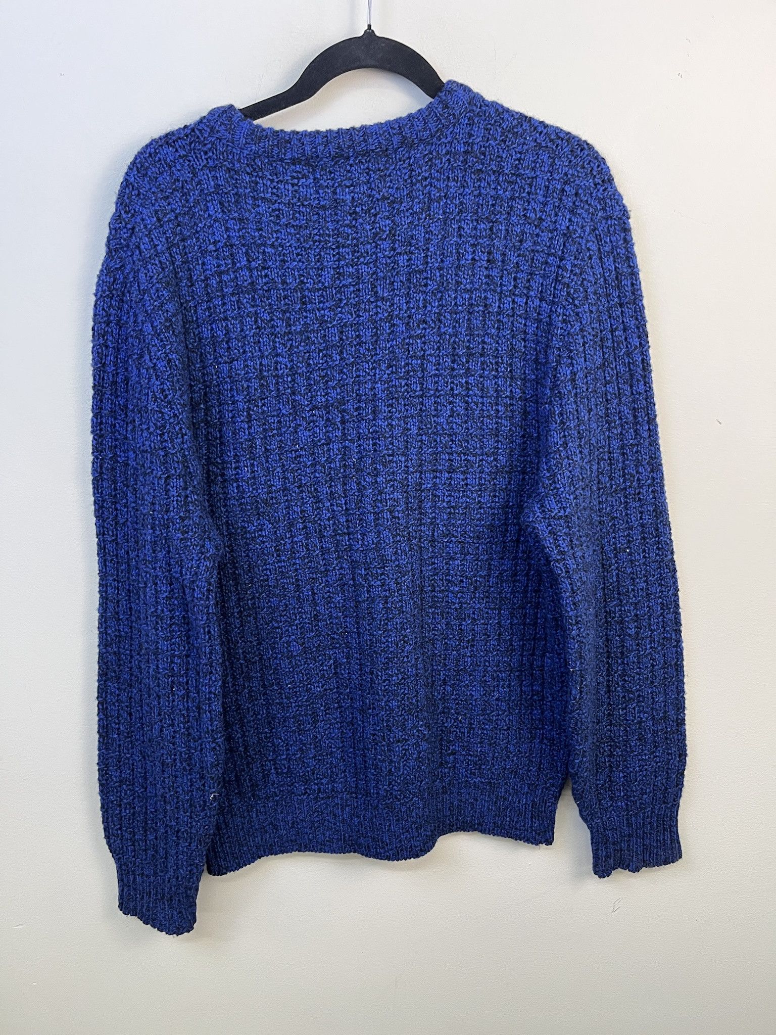 Vintage Vintage Knit Sweater 1990s Thick Knit American Eagle Blue Black Knit Sweater Size M Size US M / EU 48-50 / 2 - 3 Thumbnail