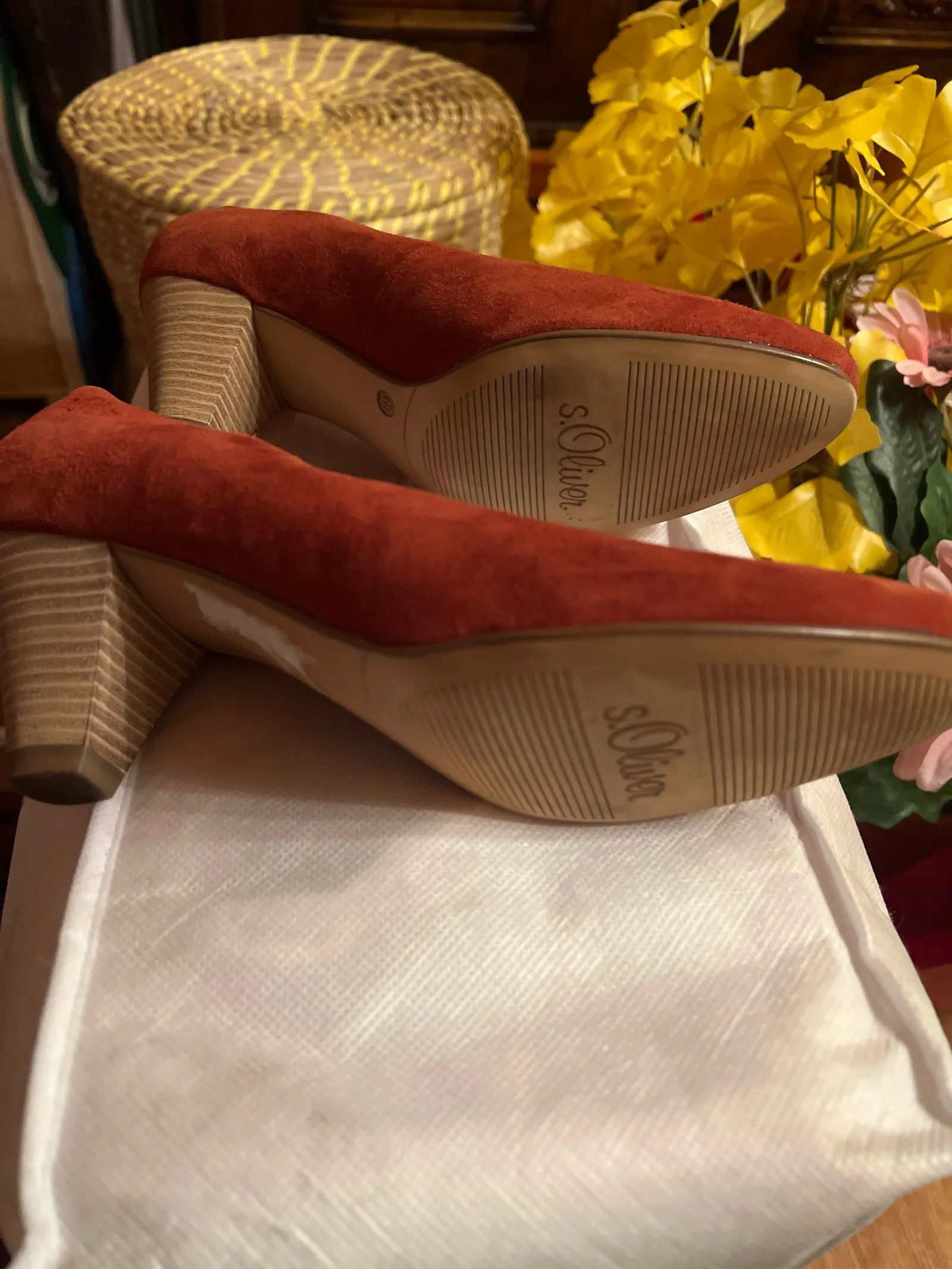 s.Oliver S Oliver Heels Size US 8 / IT 38 - 3 Thumbnail