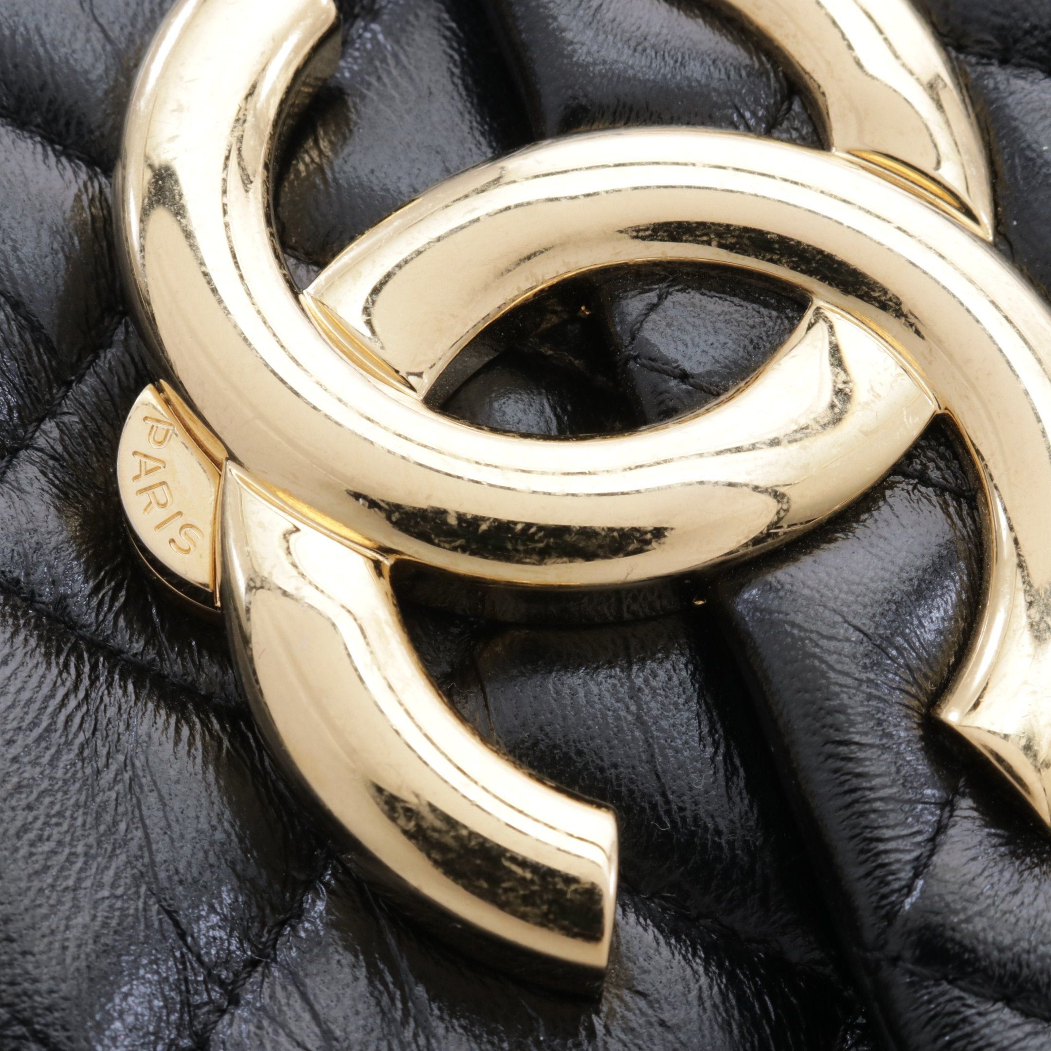 Chanel Chanel Matelasse Chain Shoulder Bag Leather Black Gold Hardware Size ONE SIZE - 7 Thumbnail