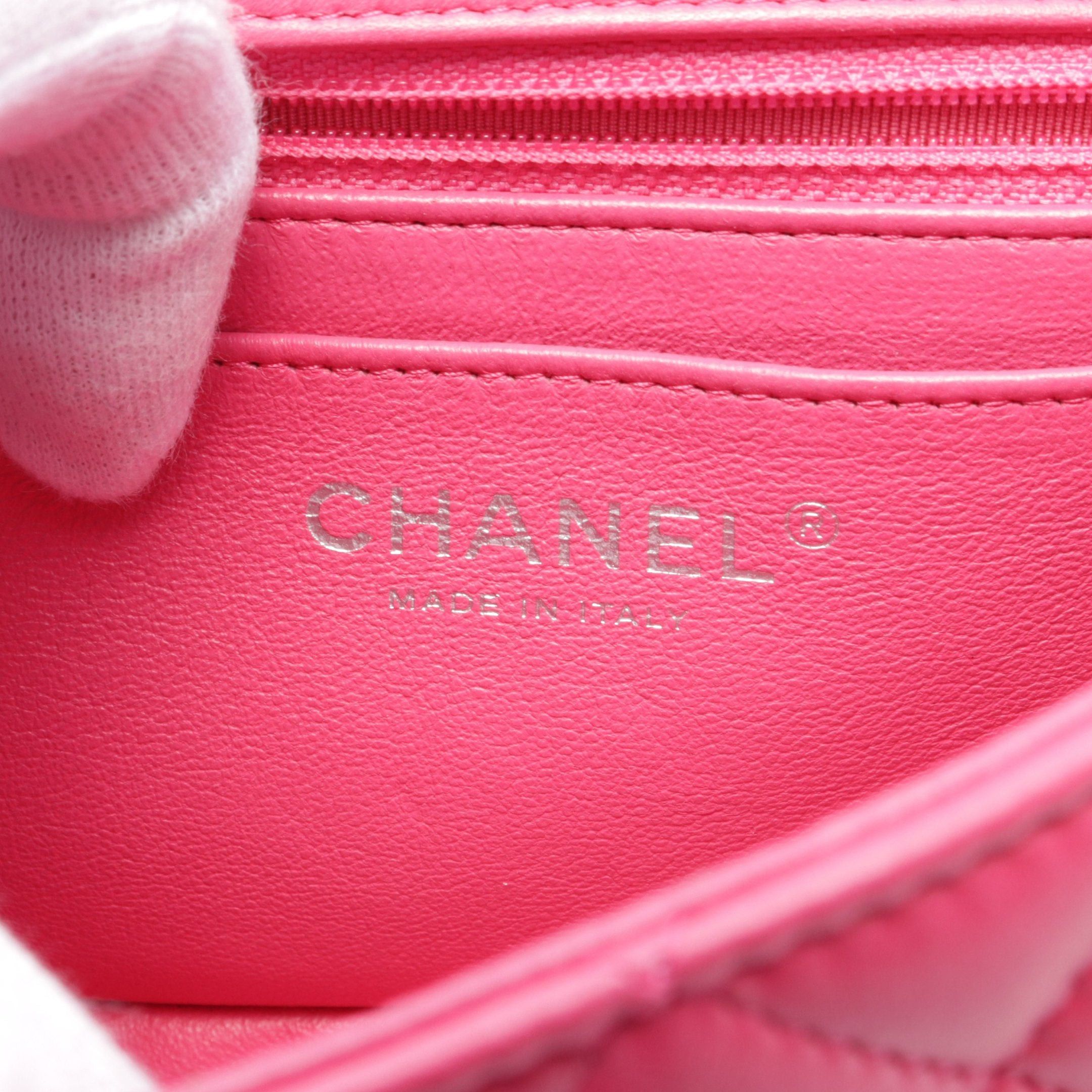 Chanel Chanel Mini Matelasse 20 Chain Shoulder Bag Leather Pink Purple Silver Hardware Size ONE SIZE - 4 Thumbnail