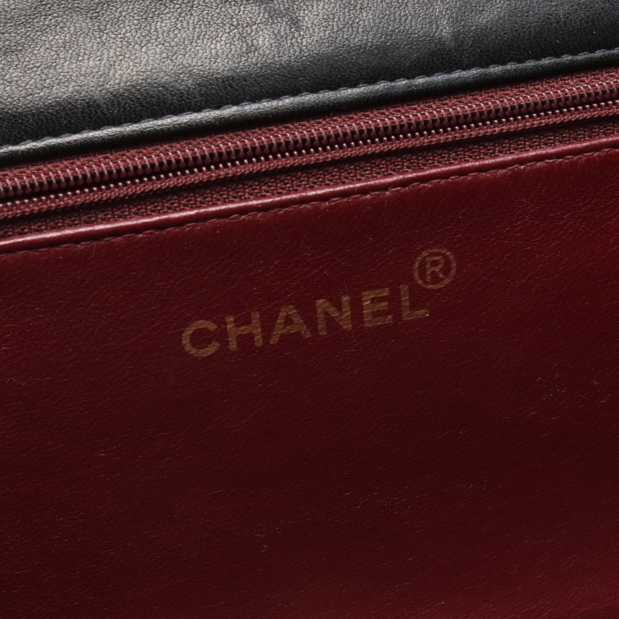 Chanel Chanel Matelasse Full Flap Chain Shoulder Bag Lambskin Black Gold Hardware Size ONE SIZE - 4 Thumbnail
